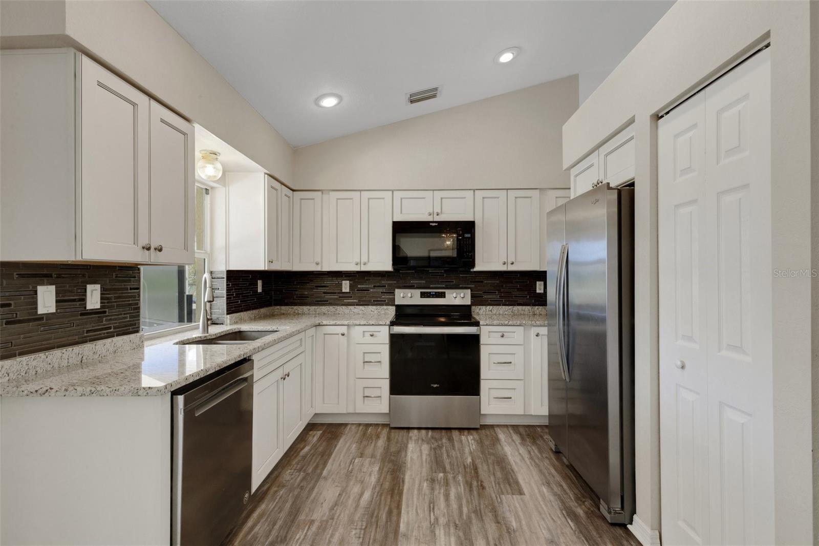 Image 9 of 51 For 25509 Arequipa Drive