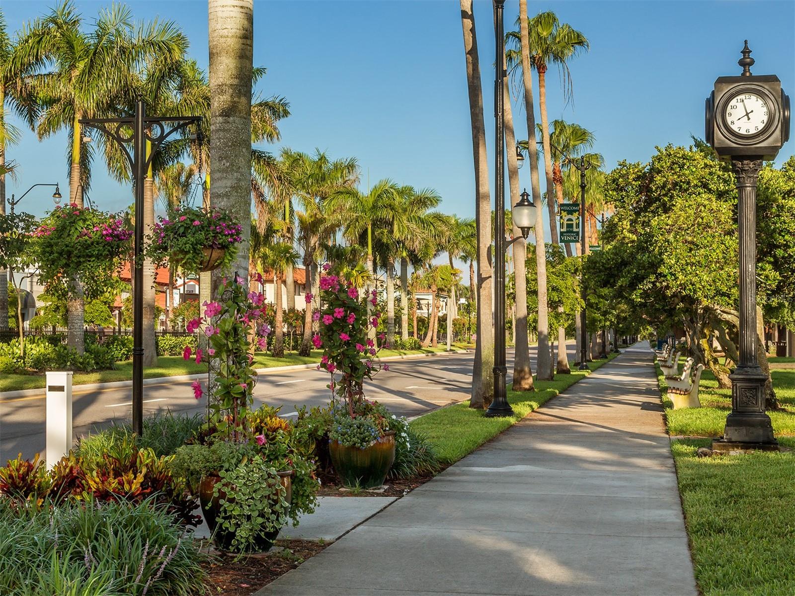 Image 34 of 52 For 528 Venice Avenue 1
