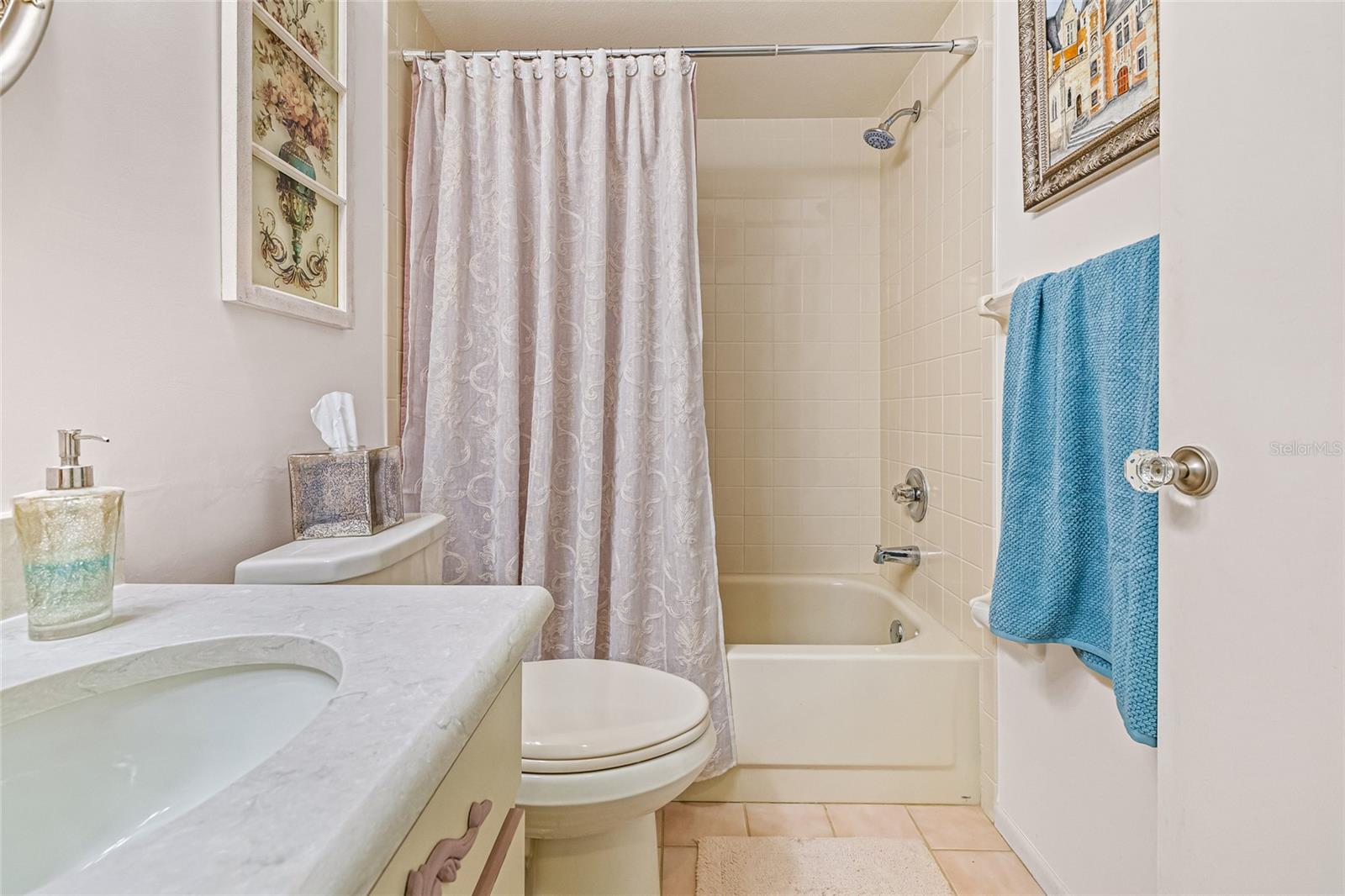 Image 20 of 32 For 3382 Mermoor Drive 3201