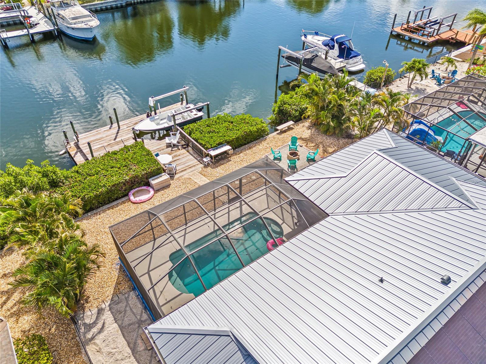 Listing photo id 39 for 731 Flamingo Drive