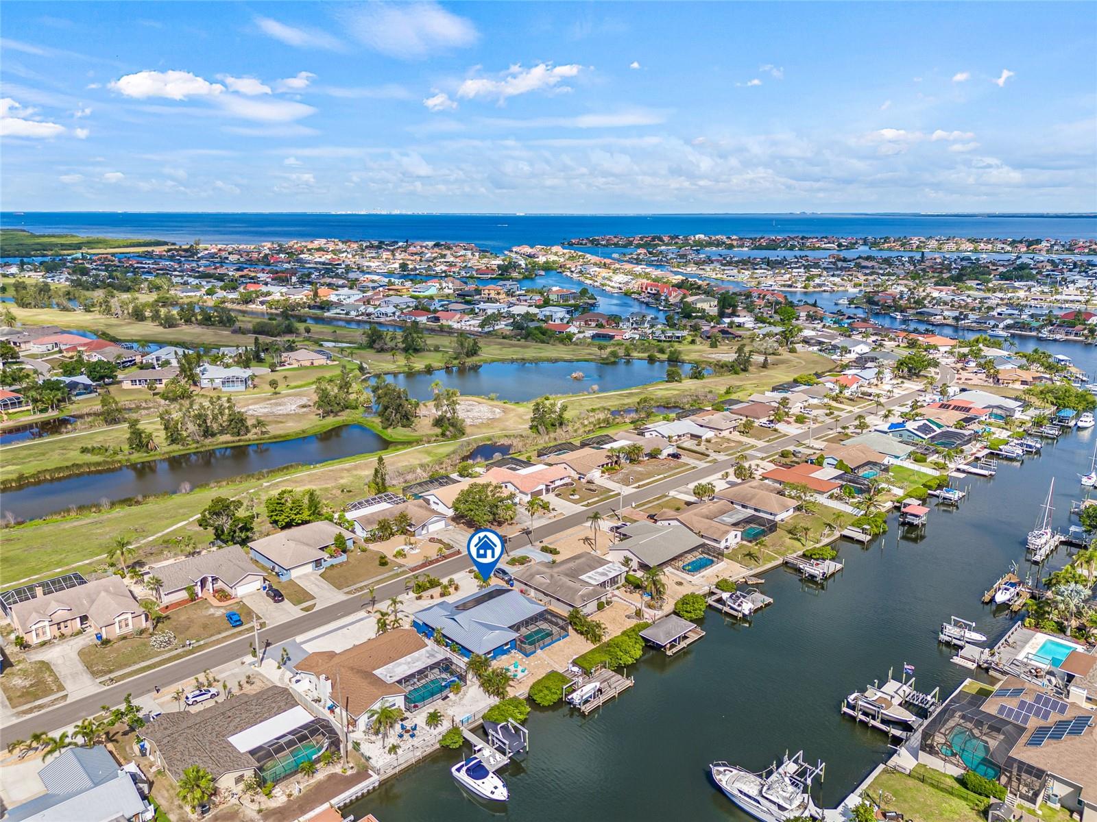 Listing photo id 42 for 731 Flamingo Drive