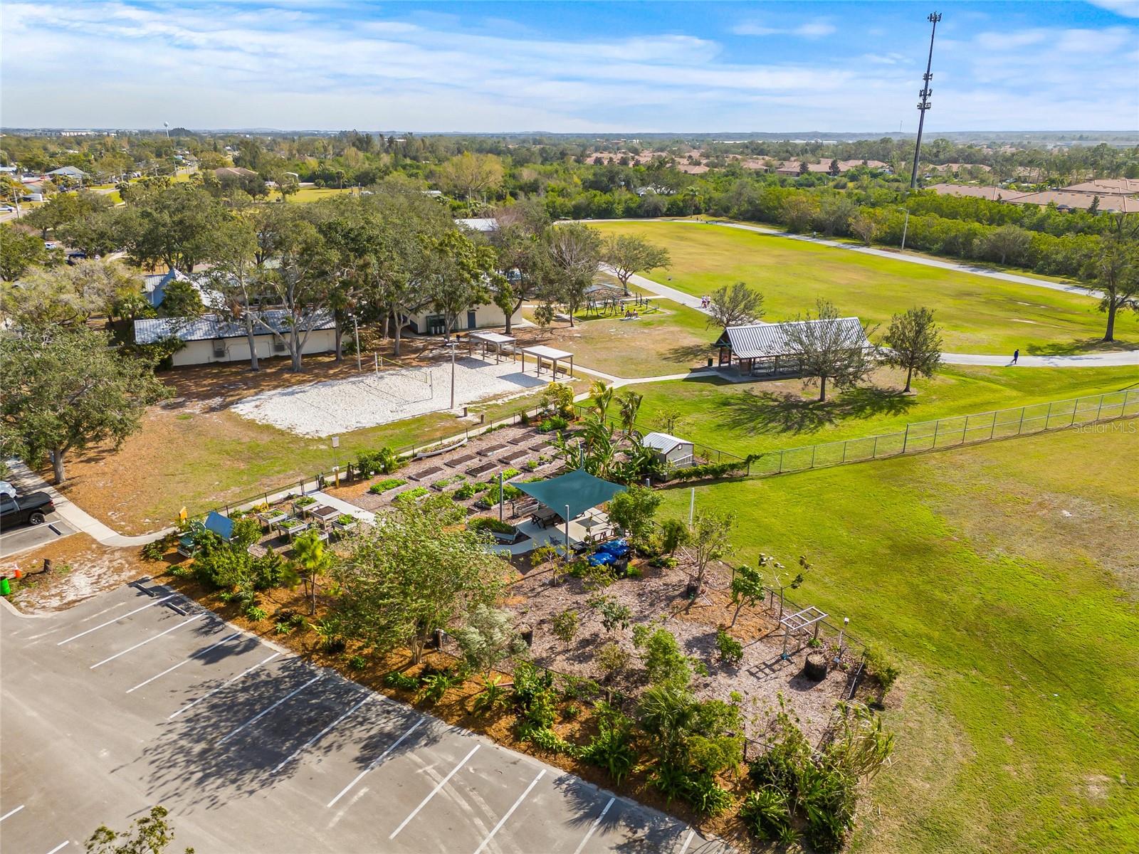 Listing photo id 60 for 731 Flamingo Drive