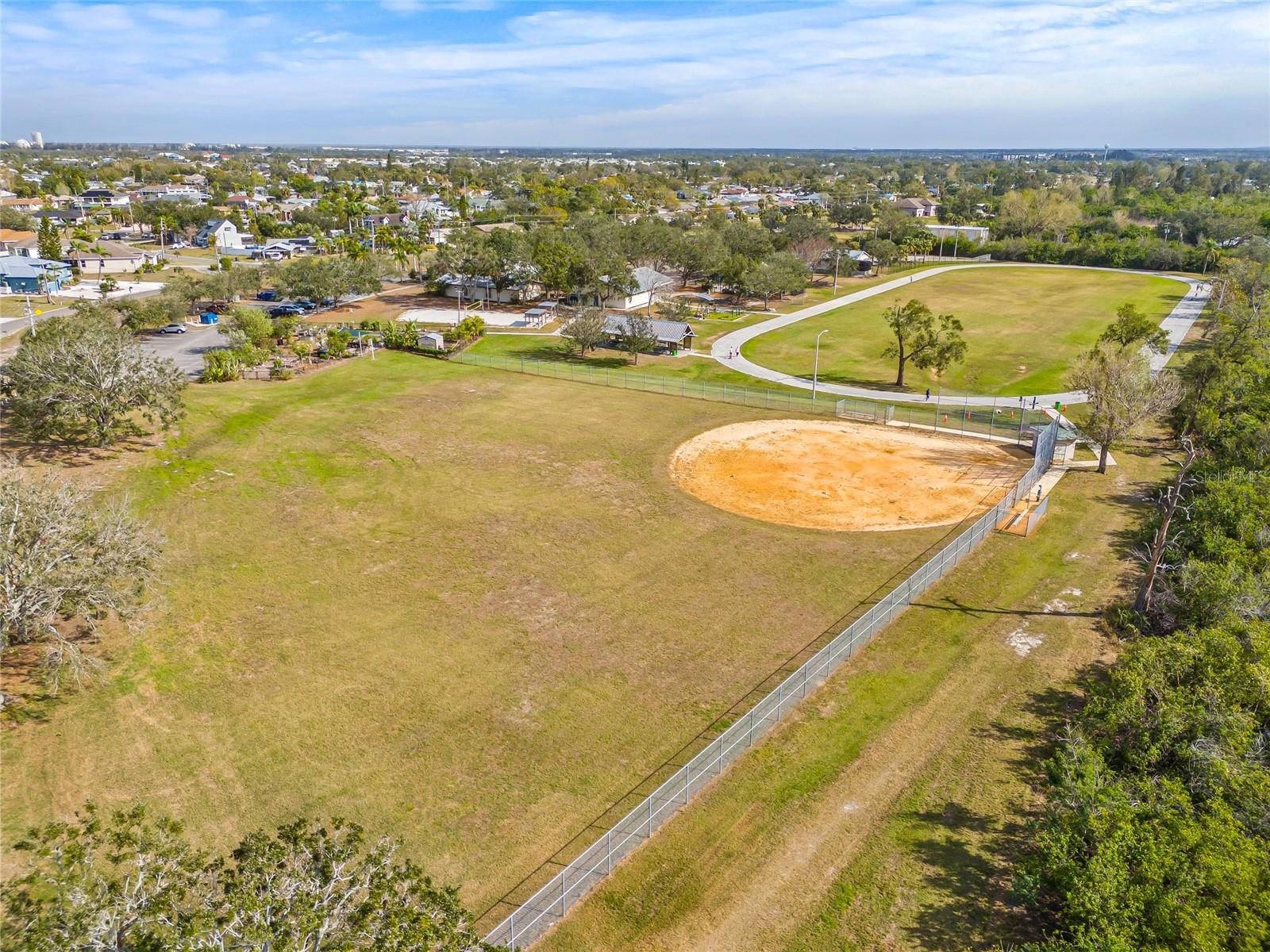 Listing photo id 61 for 731 Flamingo Drive