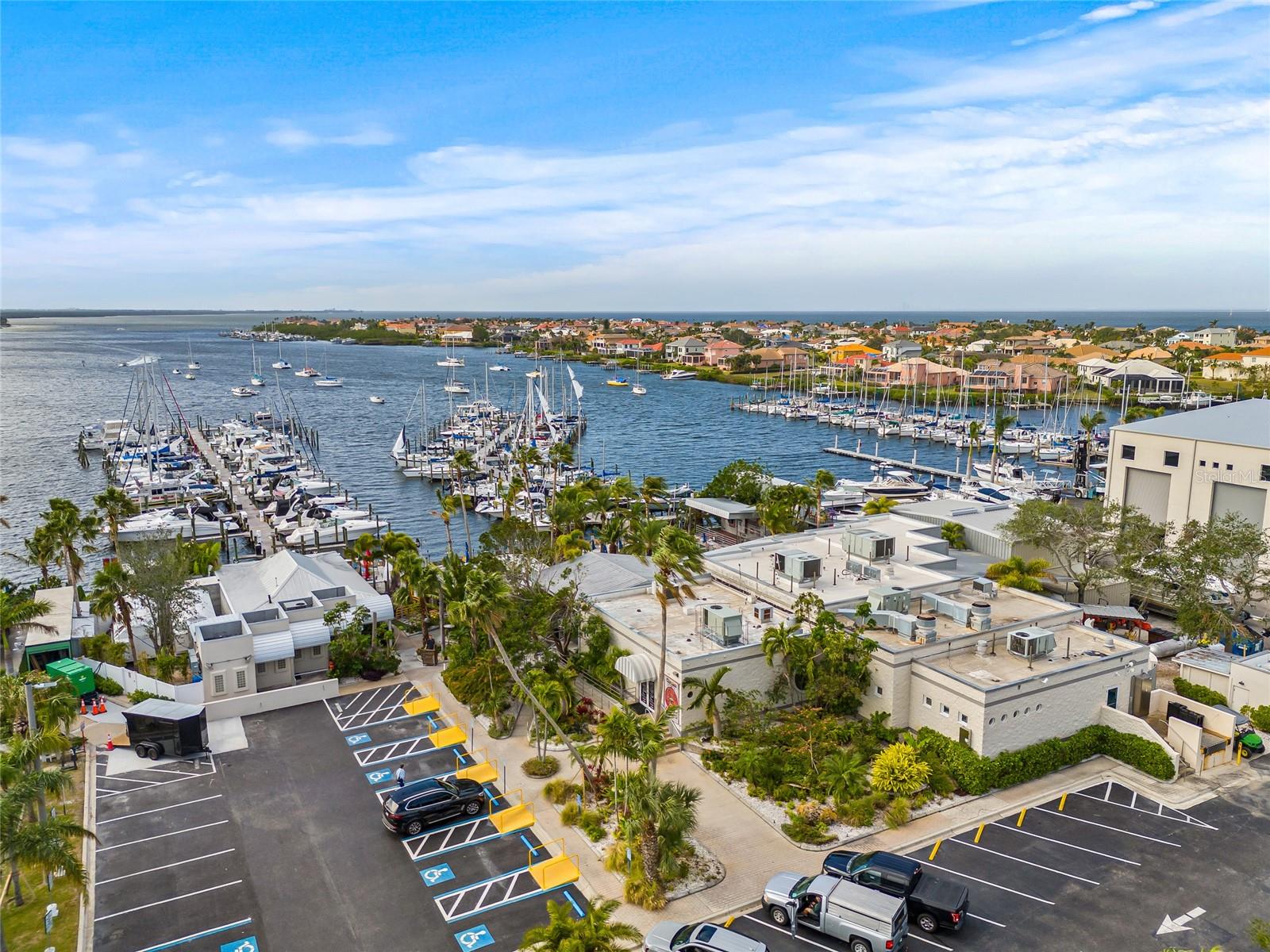 Listing photo id 62 for 731 Flamingo Drive