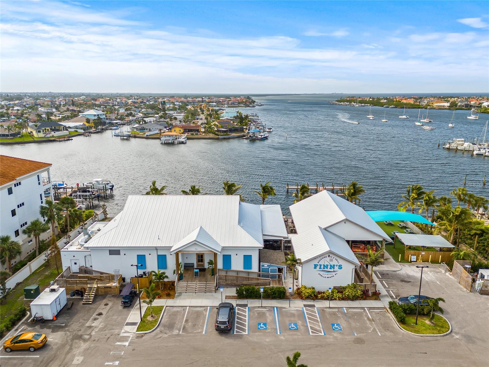 Listing photo id 63 for 731 Flamingo Drive