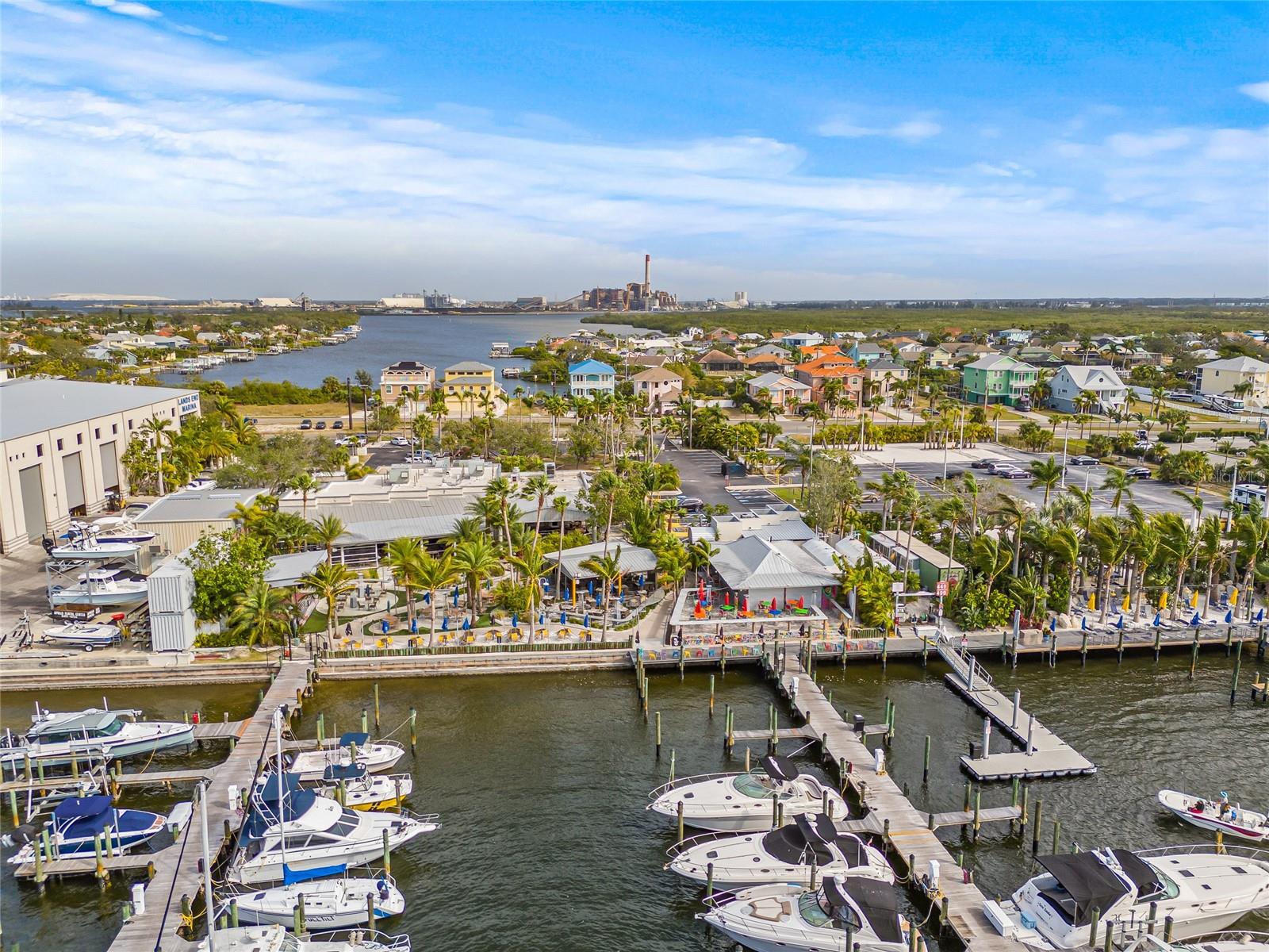 Listing photo id 65 for 731 Flamingo Drive