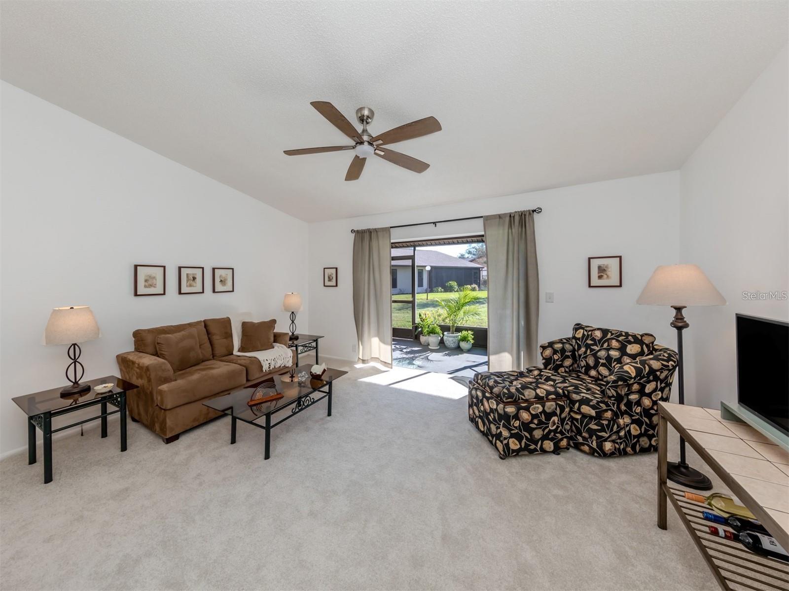 Image 16 of 36 For 401 Curry Street 66
