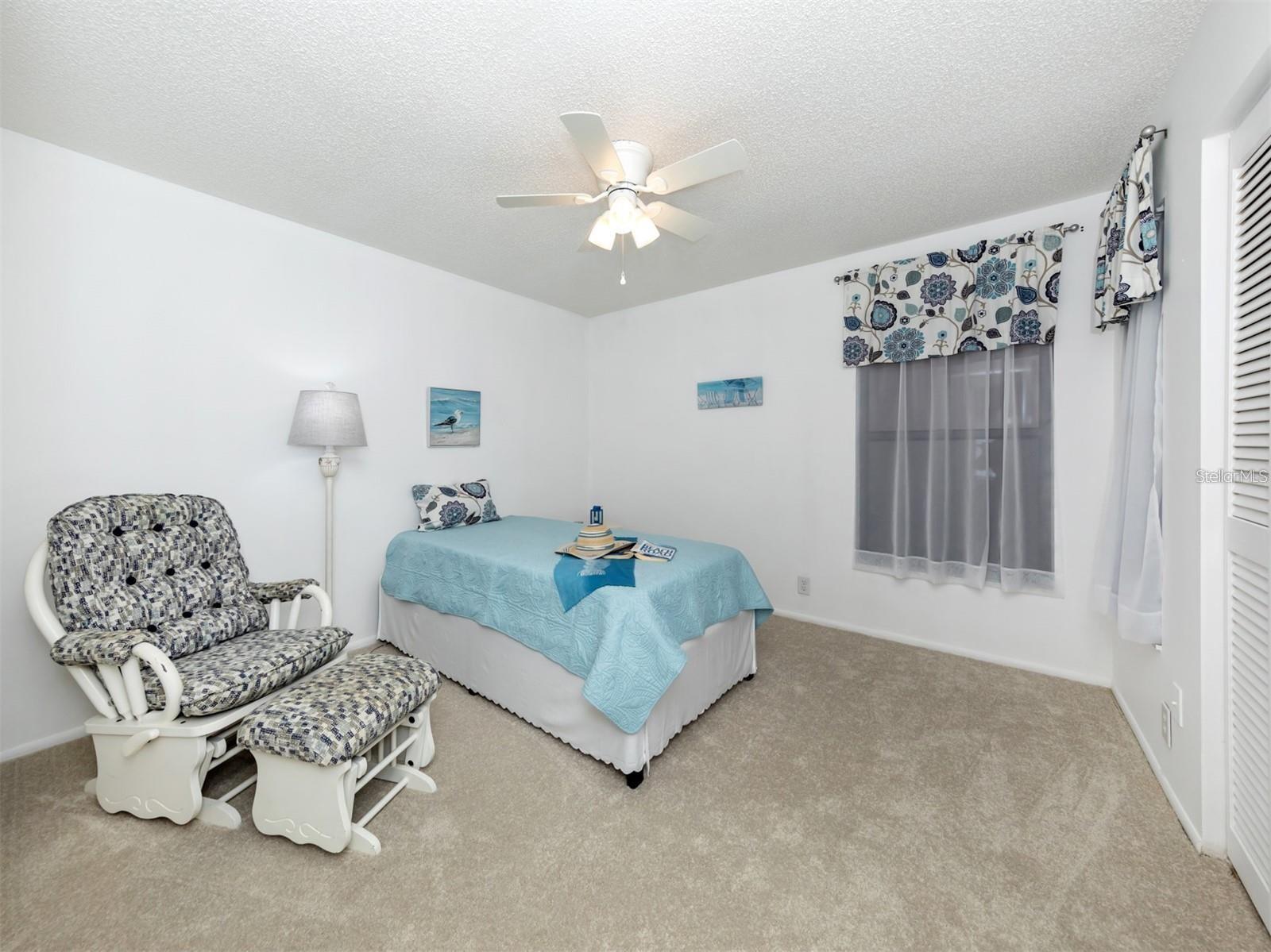 Image 17 of 36 For 401 Curry Street 66