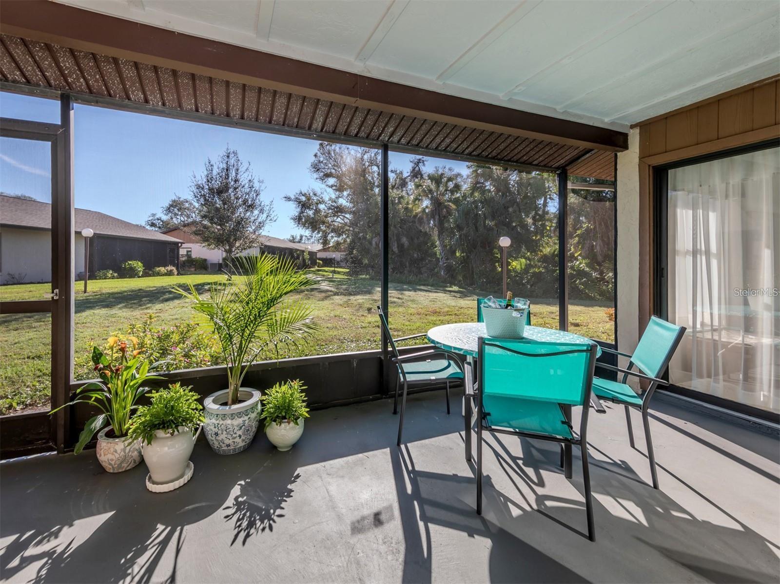 Image 20 of 36 For 401 Curry Street 66