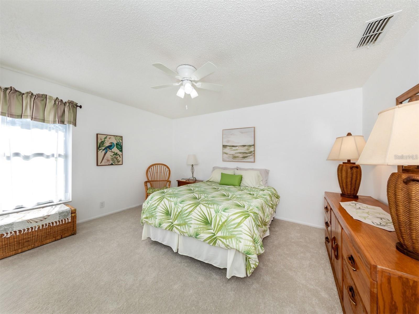 Image 9 of 36 For 401 Curry Street 66