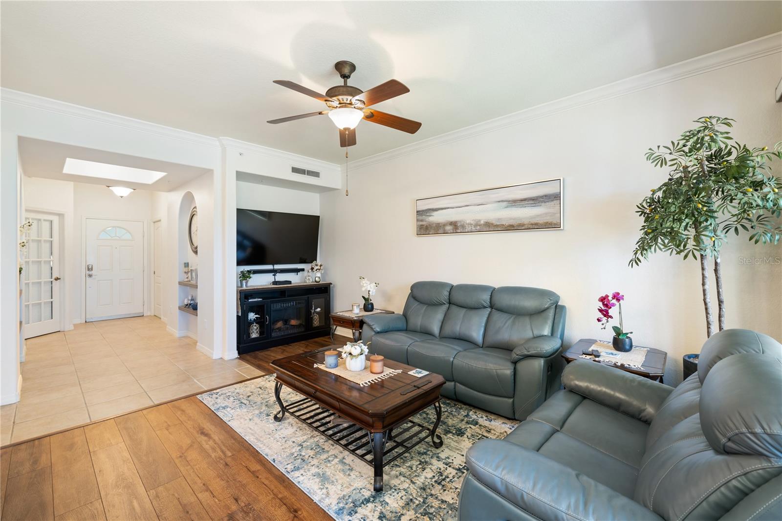 Image 7 of 50 For 600 Gardens Edge Drive 613