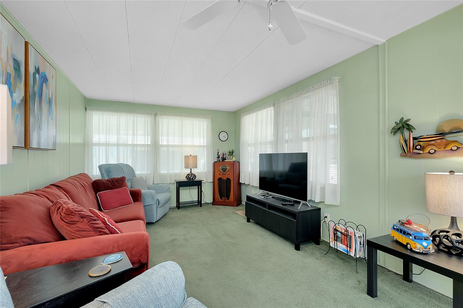 Image 10 of 42 For 304 Roma Road