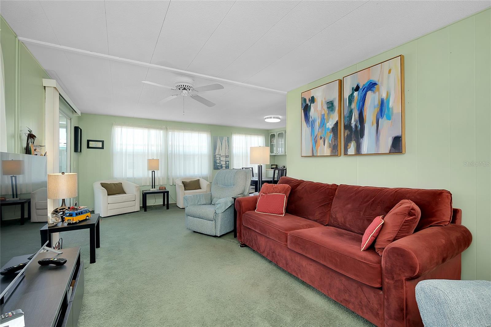 Image 9 of 42 For 304 Roma Road