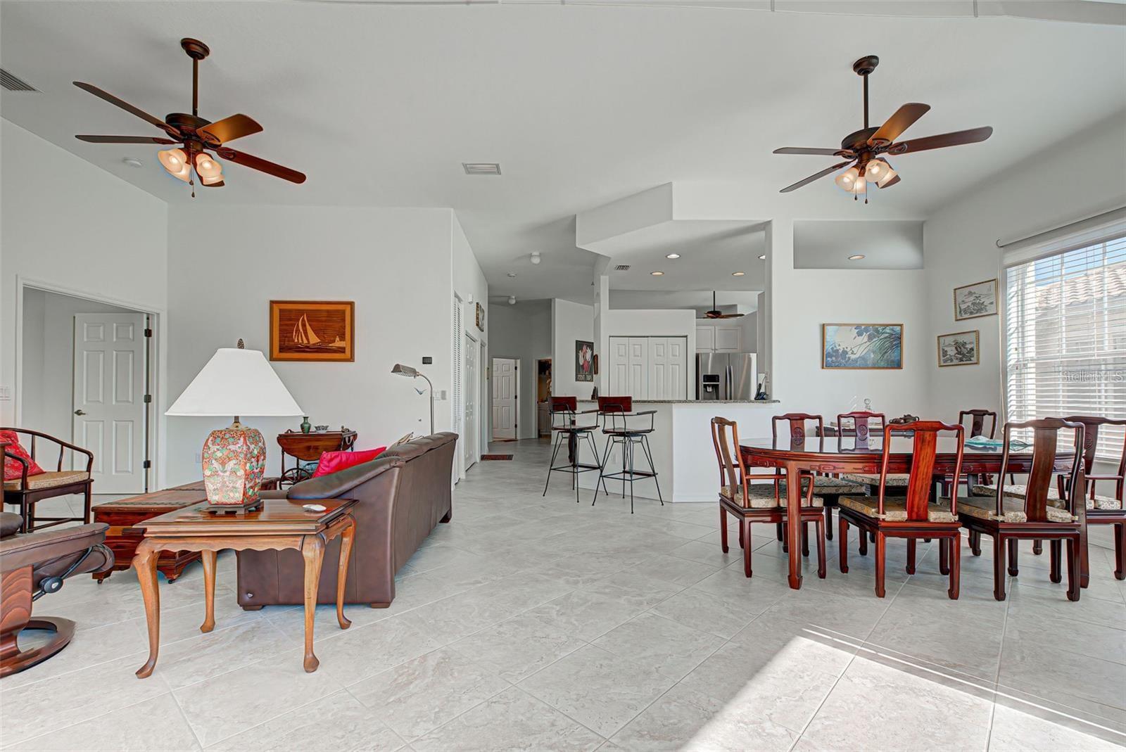 Image 26 of 47 For 212 Triano Circle 212