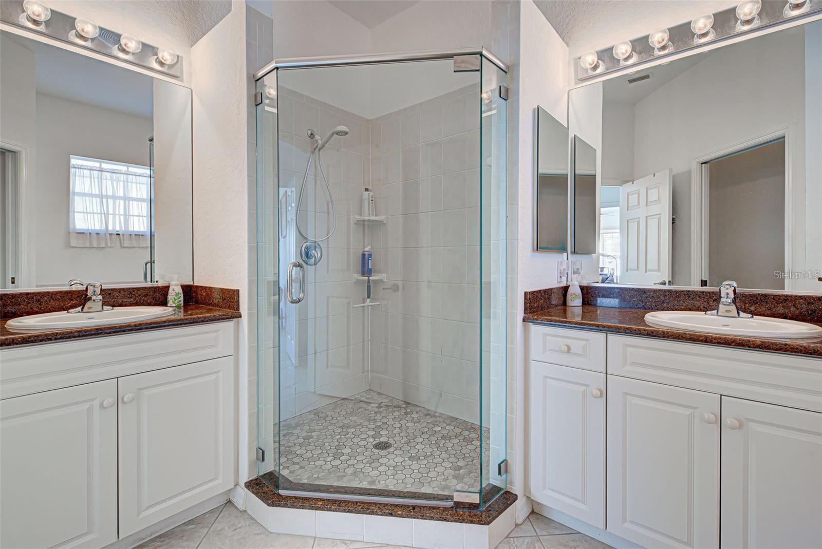 Image 39 of 47 For 212 Triano Circle 212