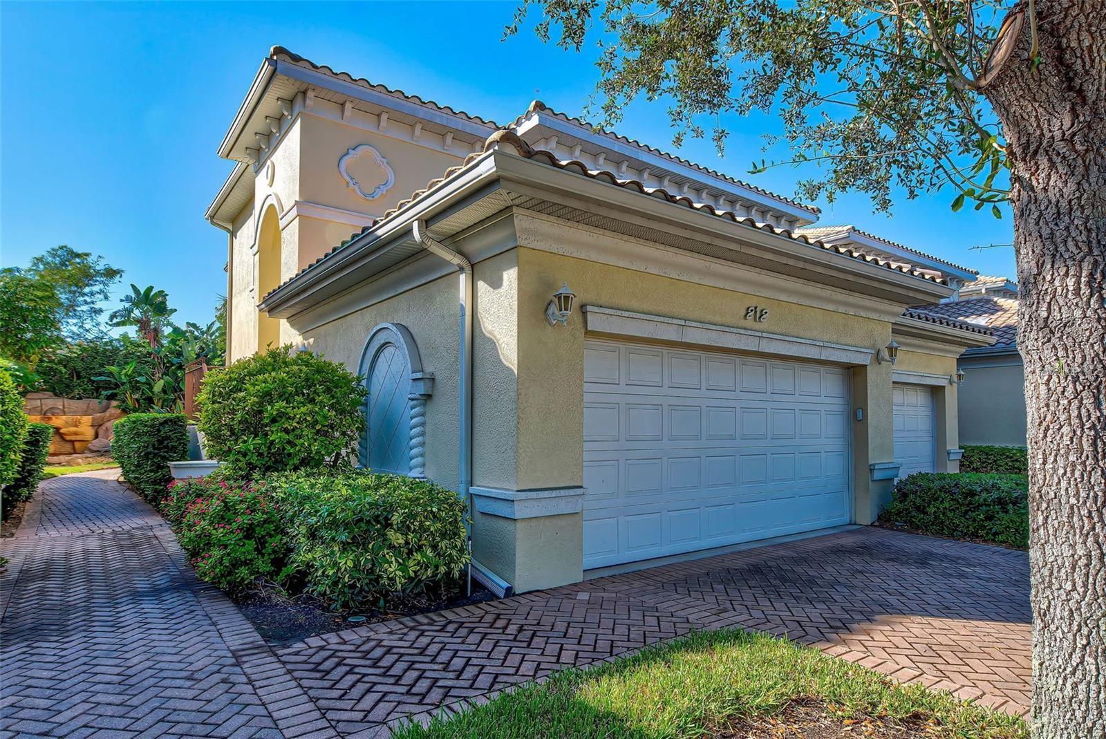 Image 4 of 47 For 212 Triano Circle 212