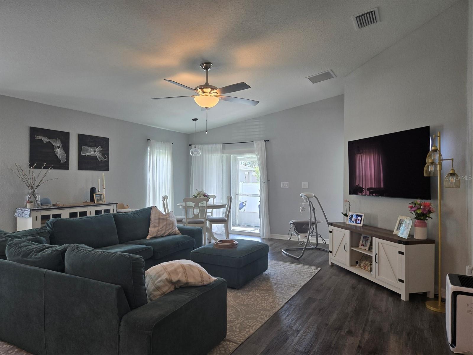 Image 21 of 55 For 3003 58th Way E