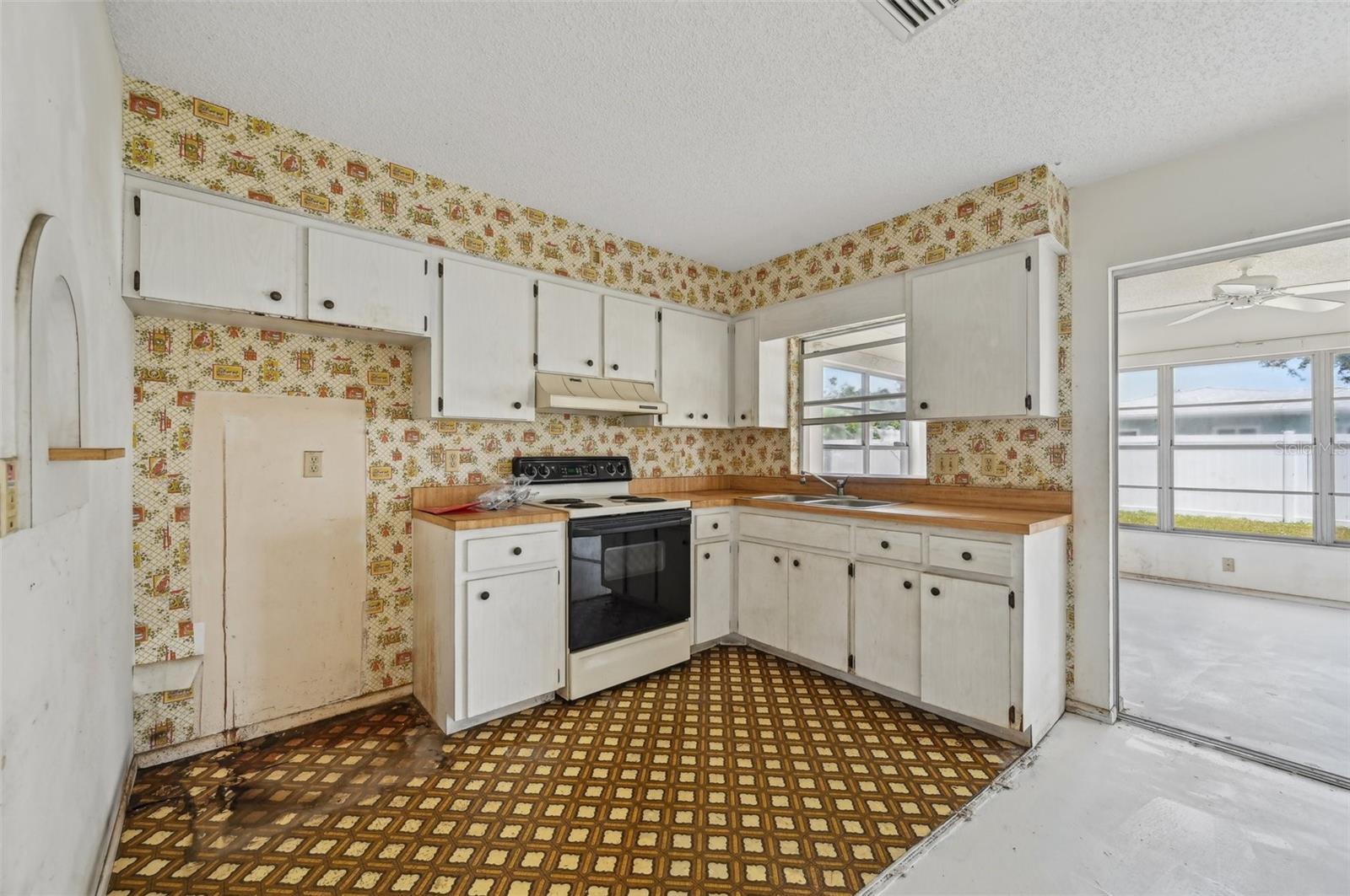 Image 10 of 27 For 1316 Ridgewood Avenue
