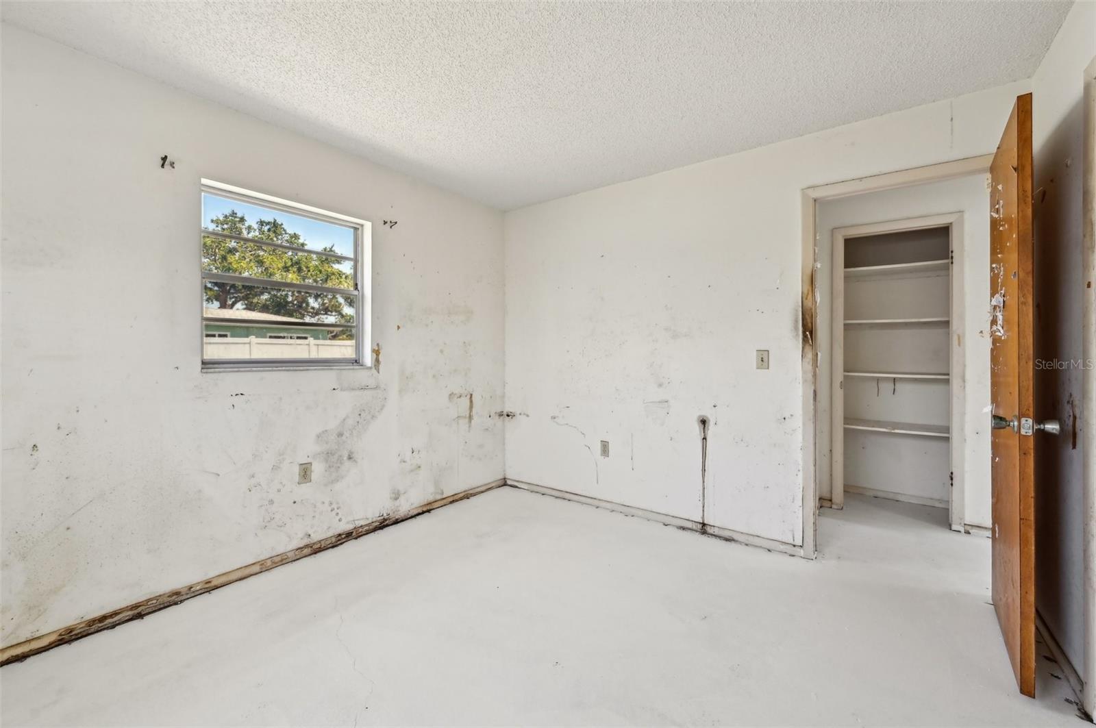 Image 18 of 27 For 1316 Ridgewood Avenue