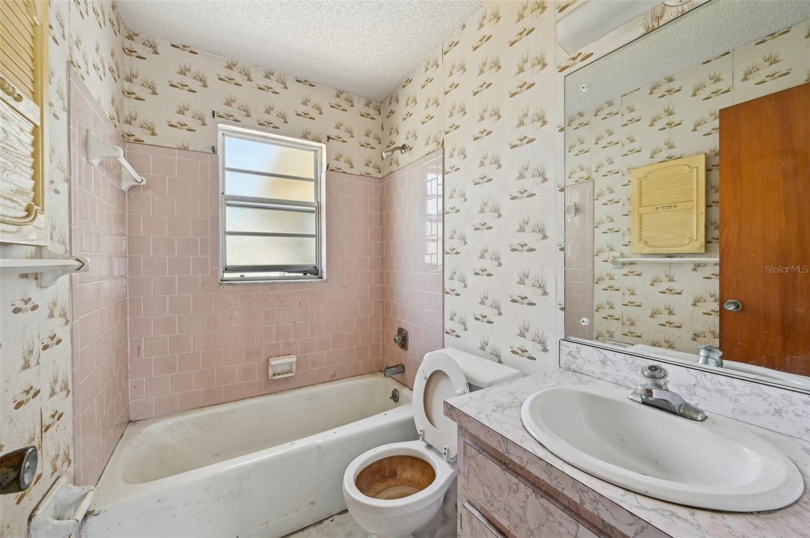 Image 19 of 27 For 1316 Ridgewood Avenue