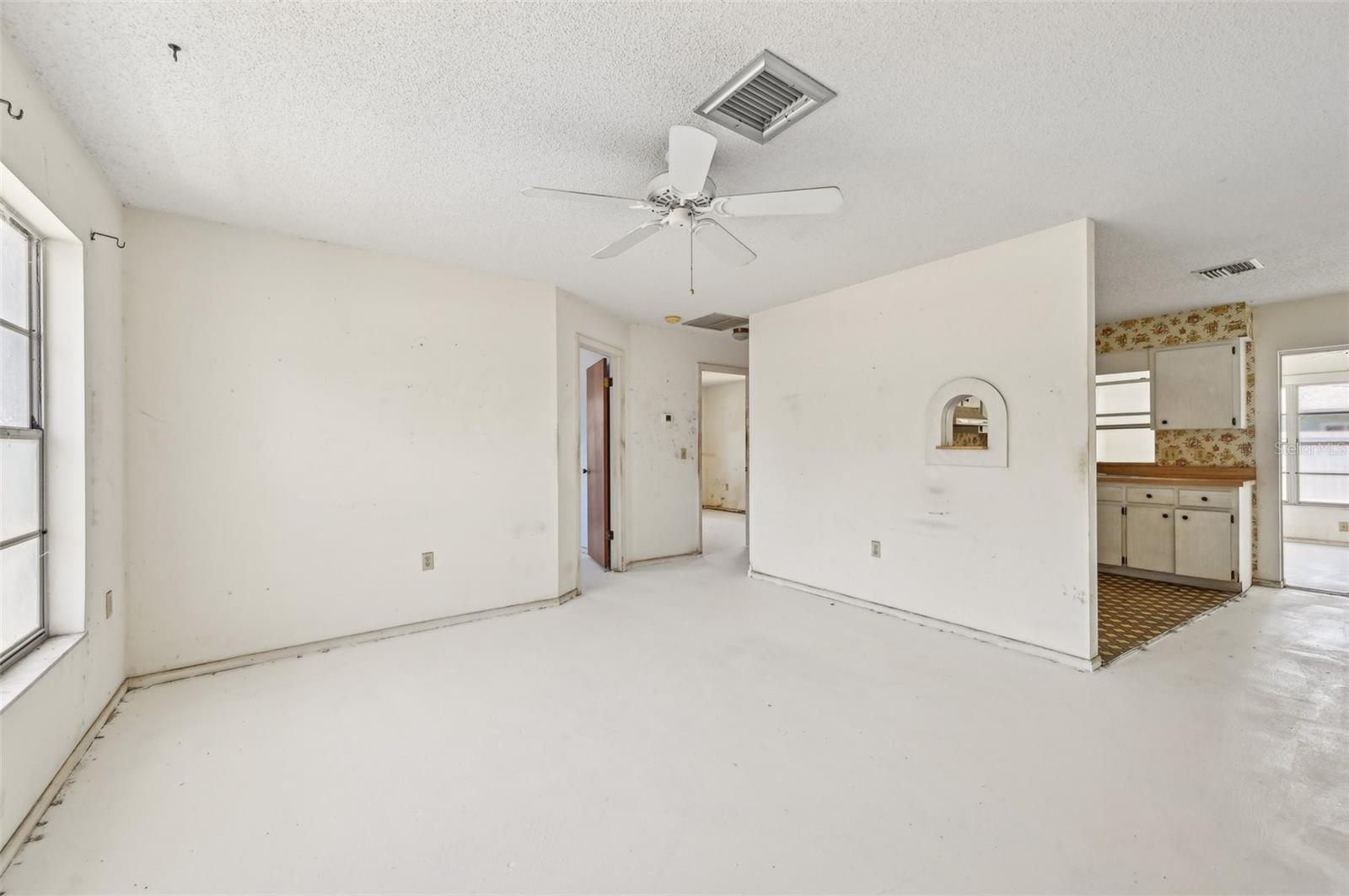 Image 6 of 27 For 1316 Ridgewood Avenue