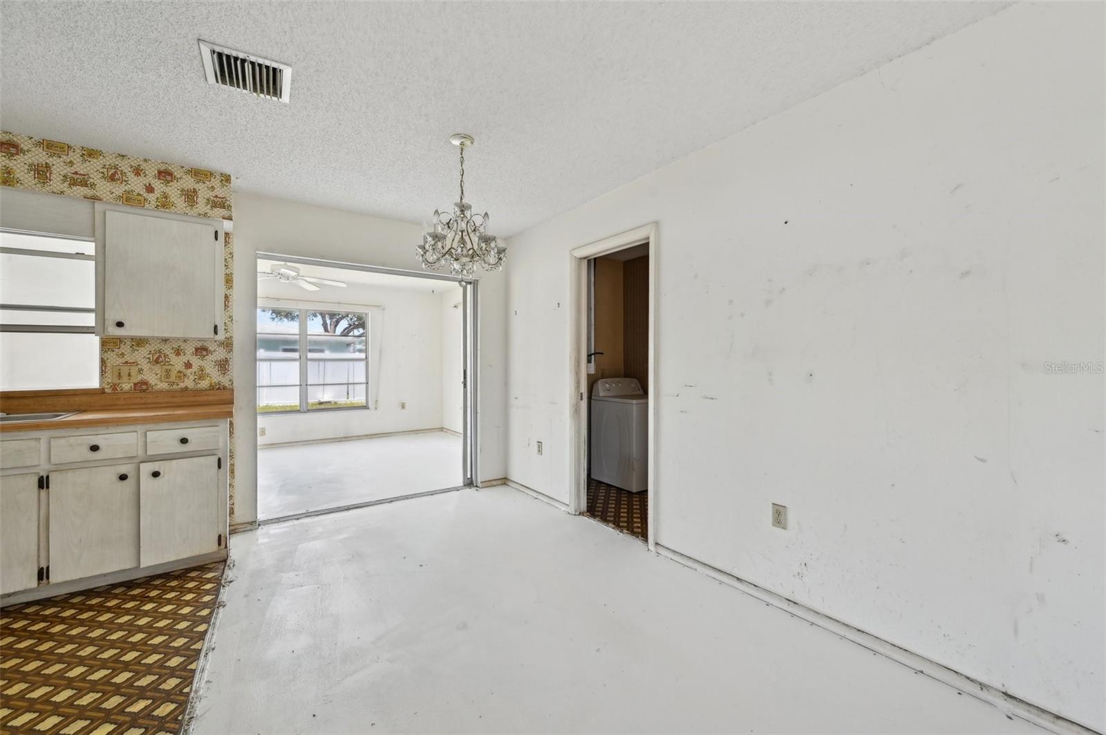 Image 8 of 27 For 1316 Ridgewood Avenue