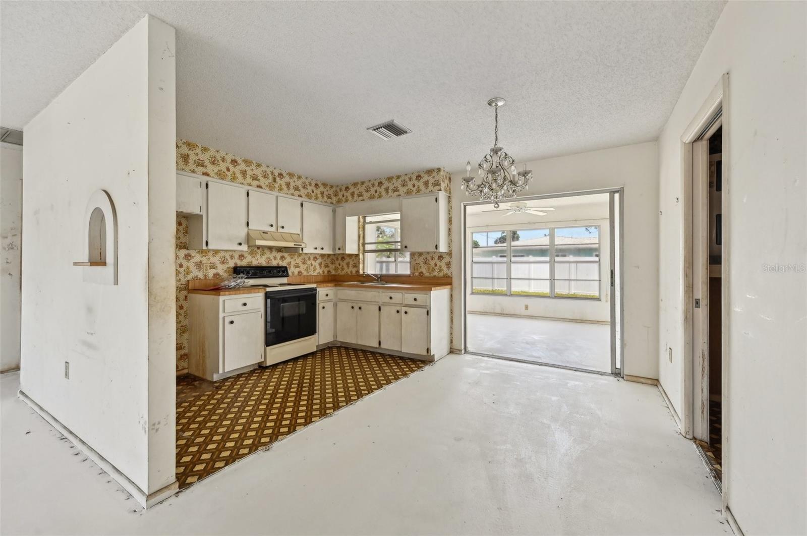 Image 9 of 27 For 1316 Ridgewood Avenue