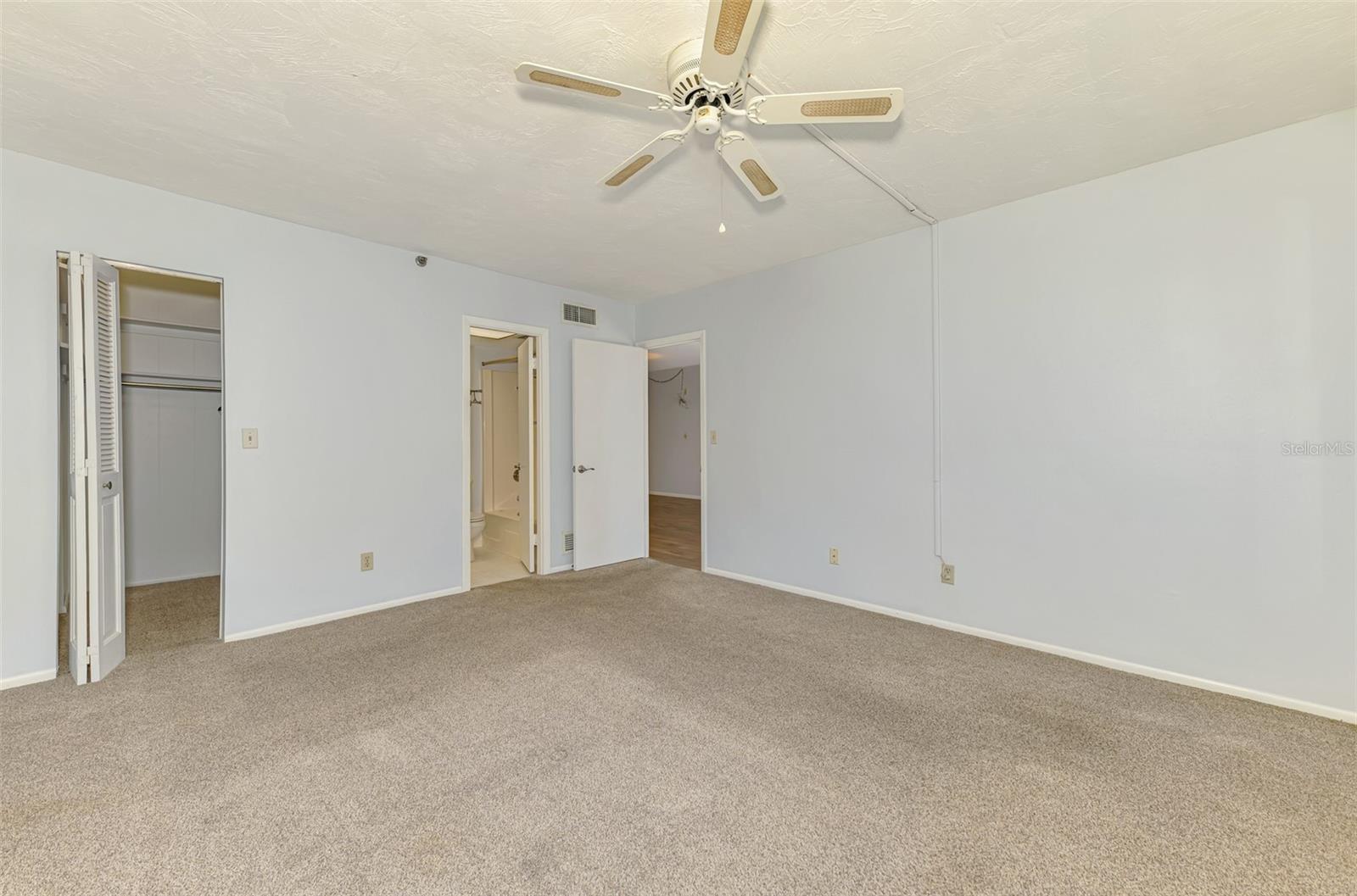 Image 27 of 45 For 232 Saint Augustine Avenue 505