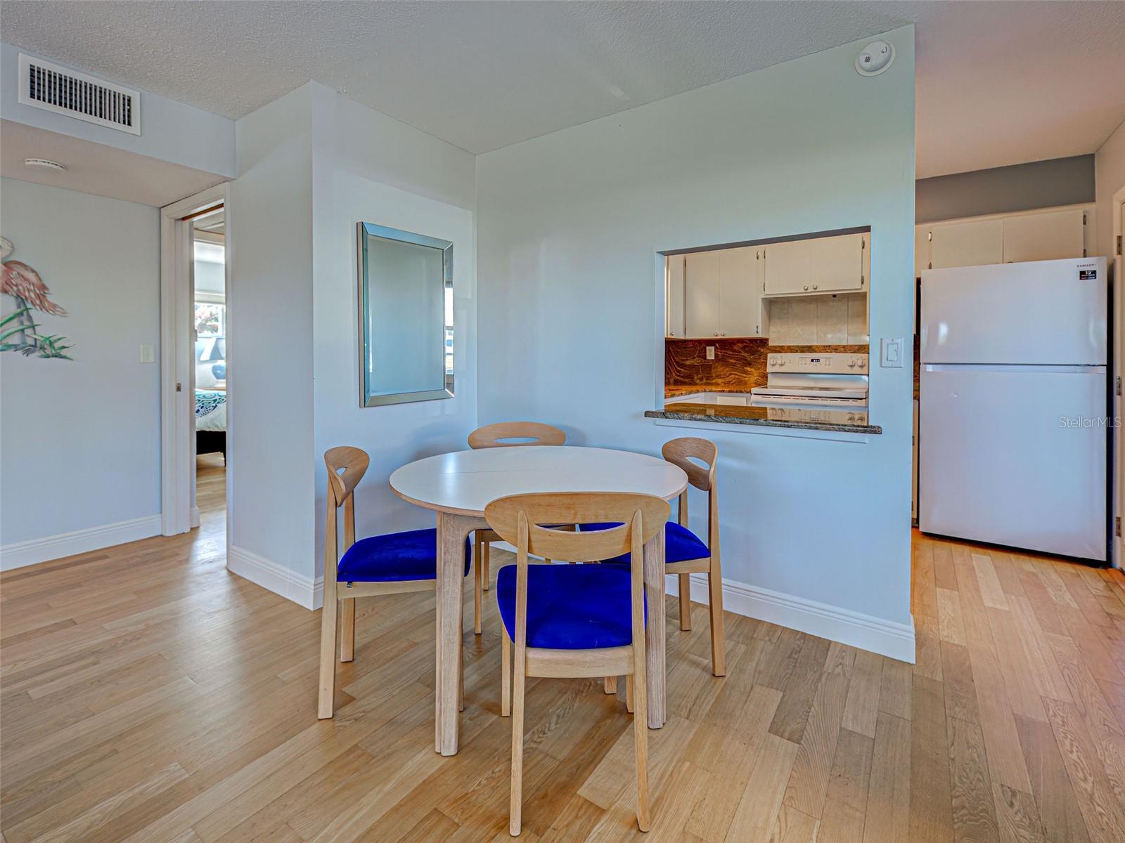Image 20 of 55 For 701 Barcelona Avenue 101