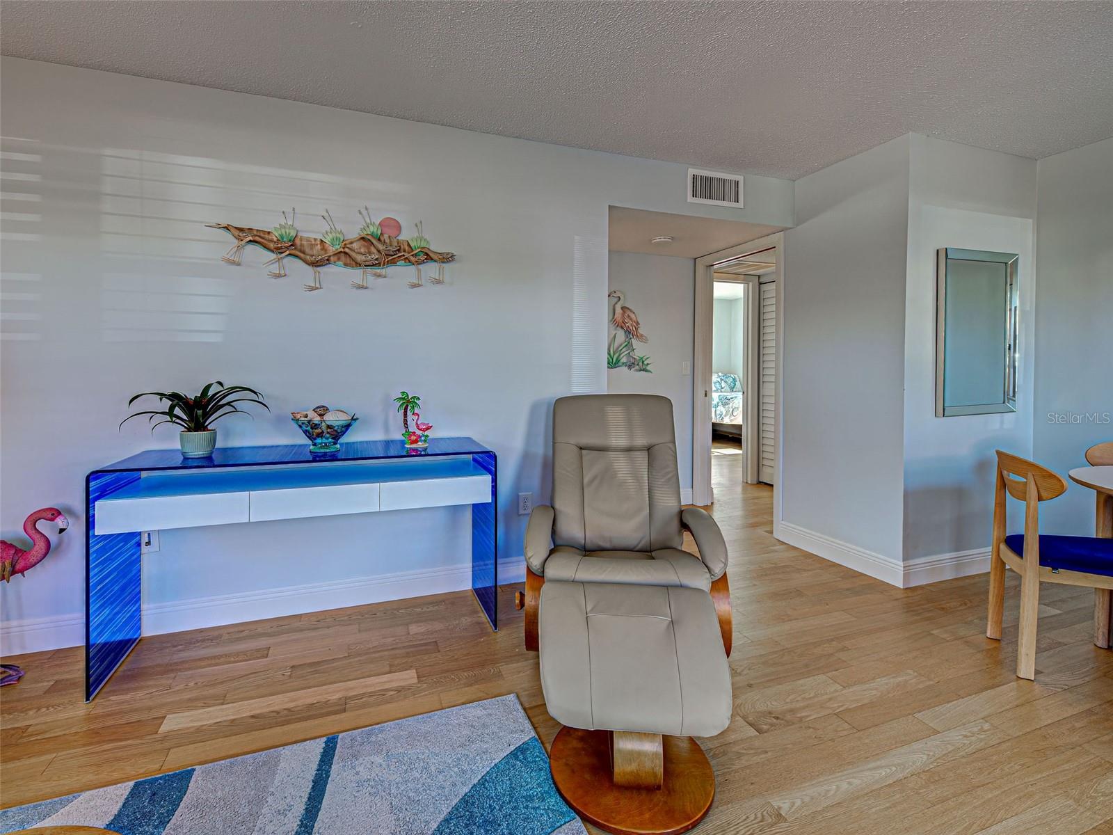 Image 22 of 55 For 701 Barcelona Avenue 101