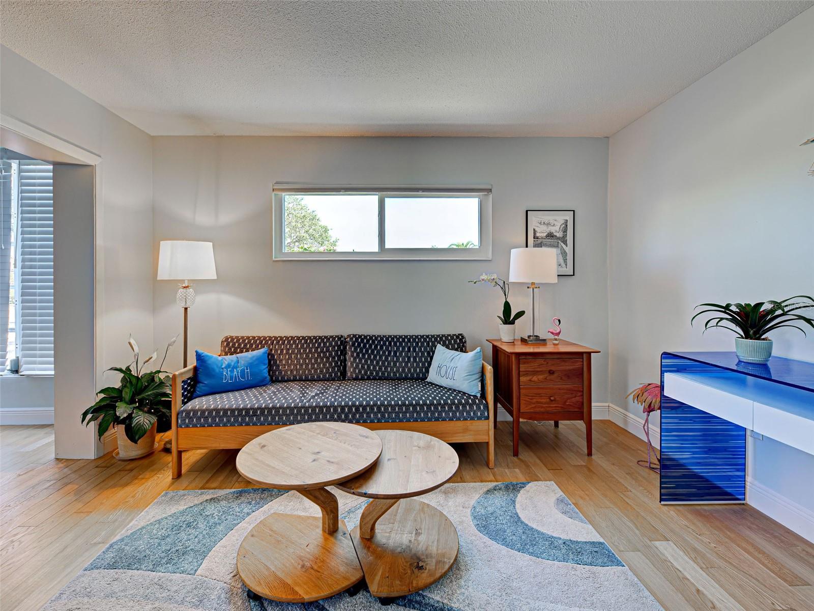 Image 23 of 55 For 701 Barcelona Avenue 101