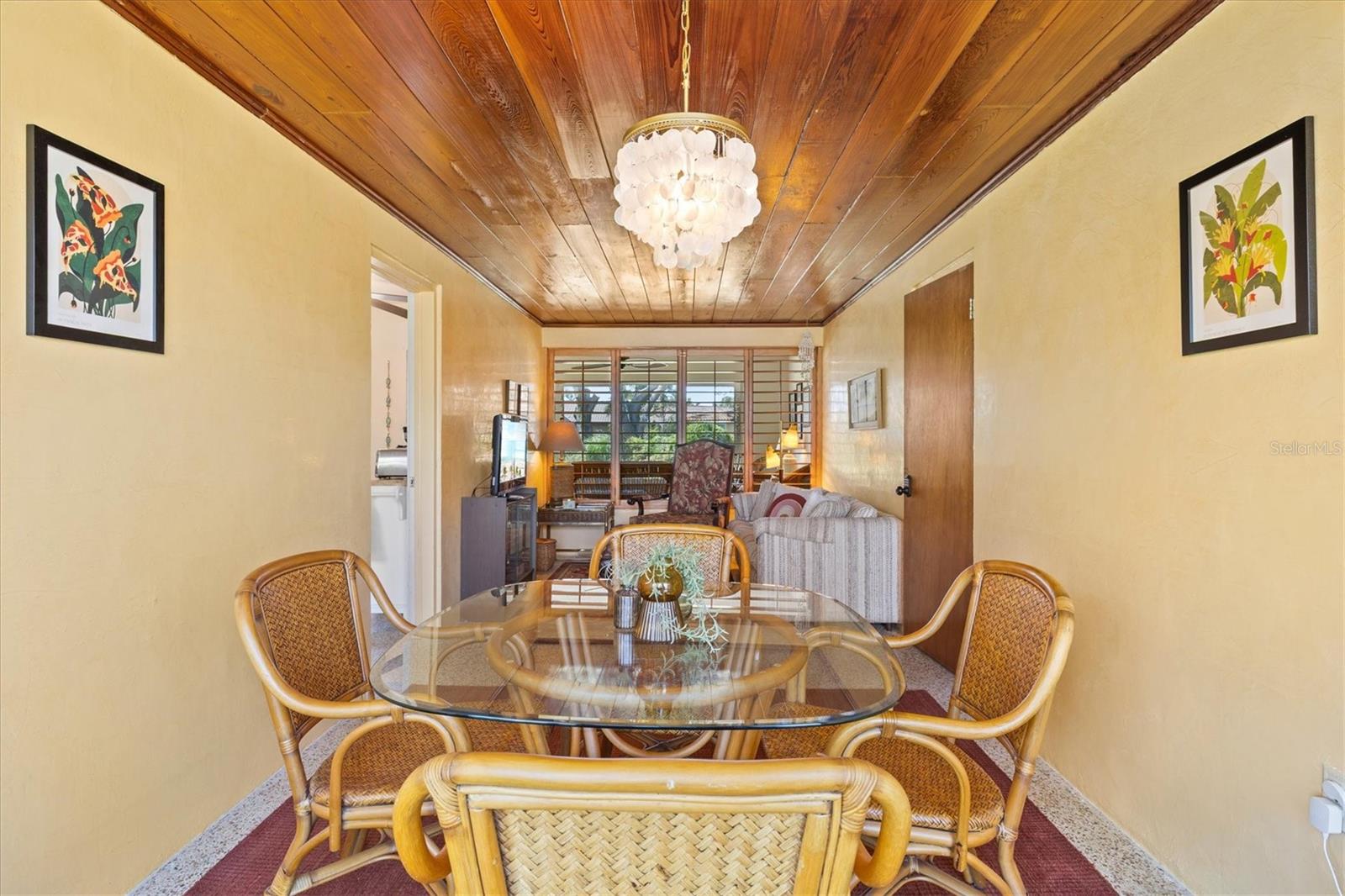 Image 22 of 68 For 301 Gulf Drive