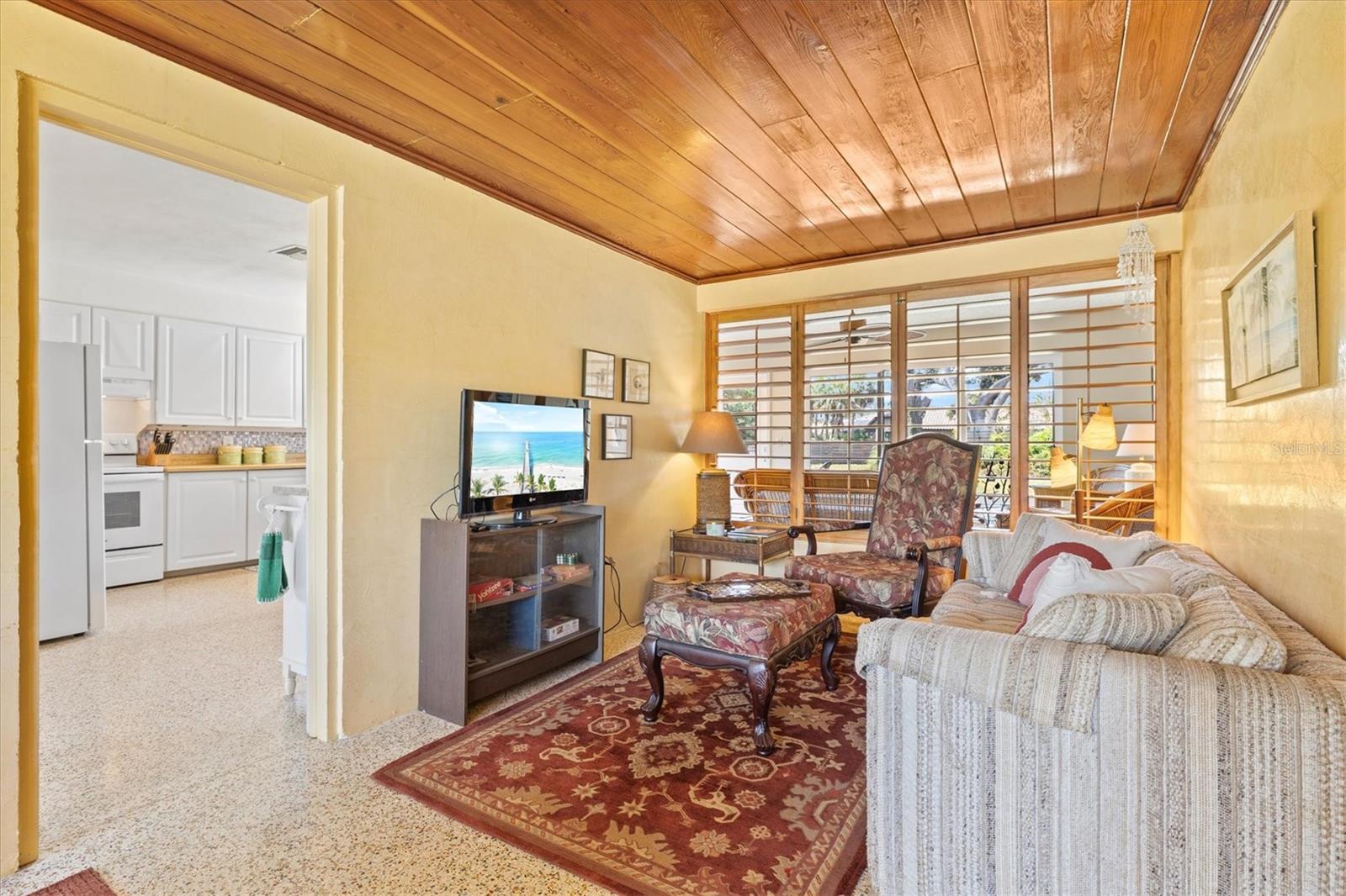 Image 24 of 68 For 301 Gulf Drive