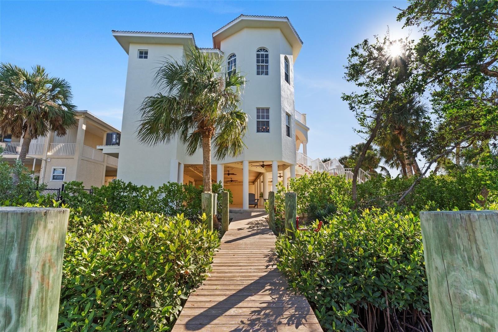 Image 50 of 60 For 63 Palm Drive