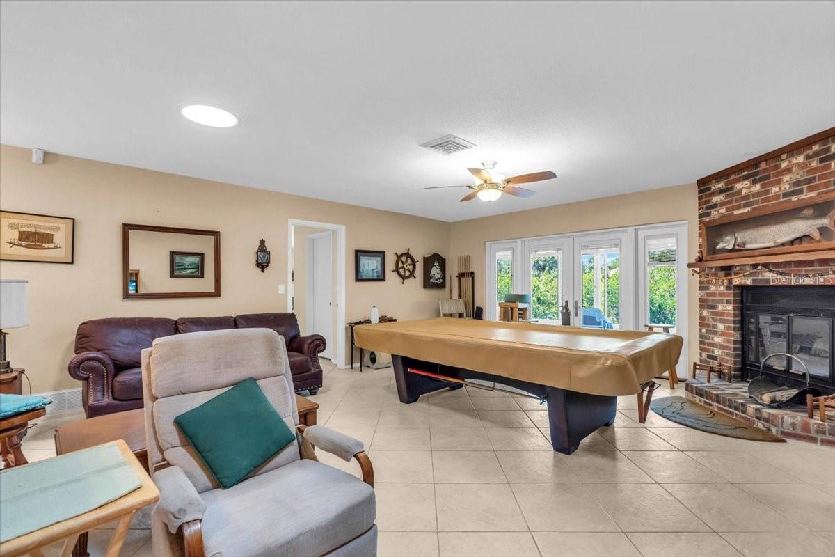 Image 24 of 39 For 2618 Titania Road