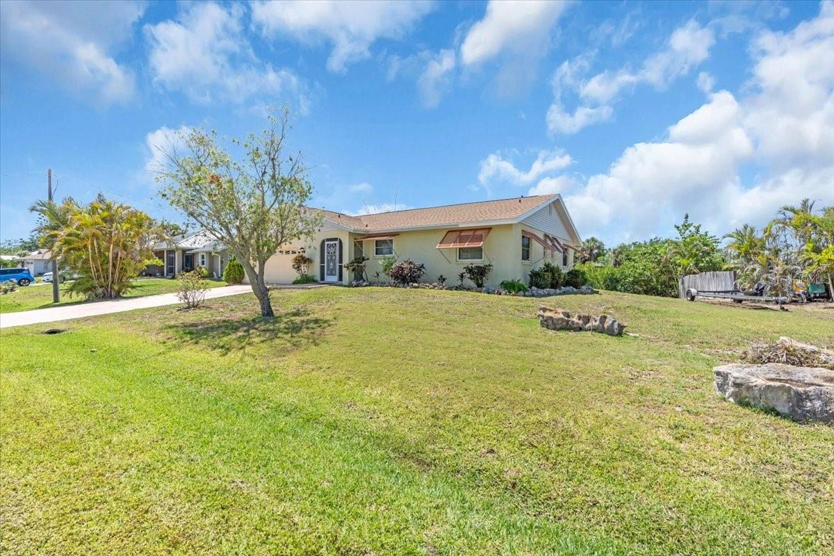 Image 3 of 39 For 2618 Titania Road