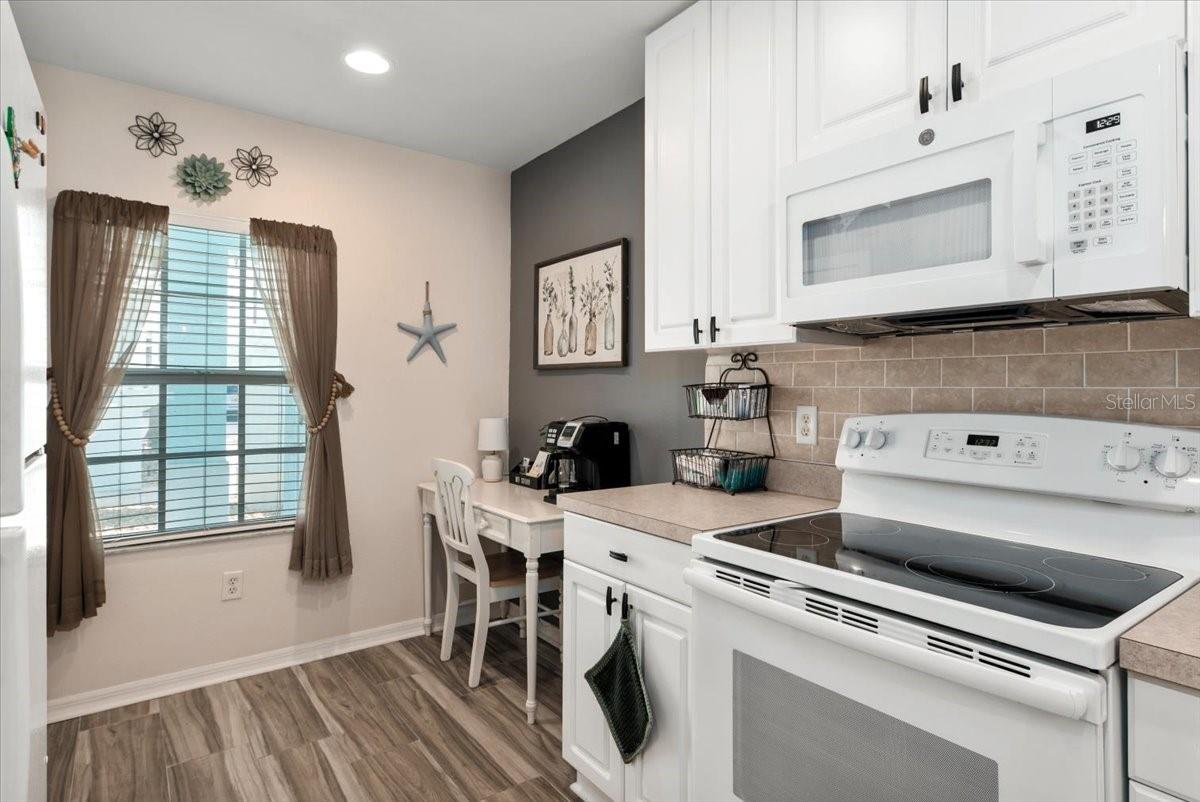 Image 11 of 47 For 5739 Sabal Trace Drive 102