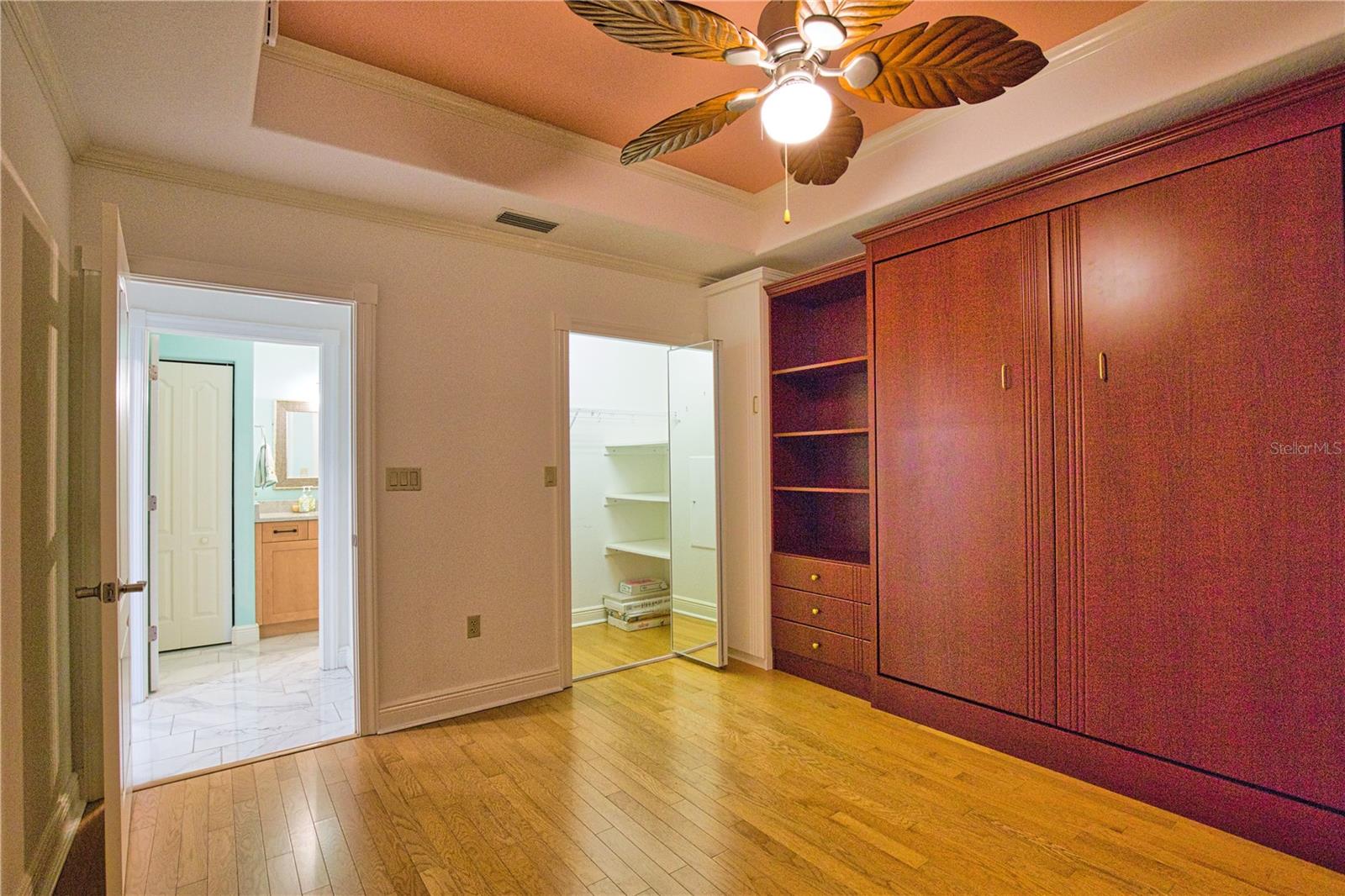 Image 29 of 39 For 147 Tampa Avenue E 202