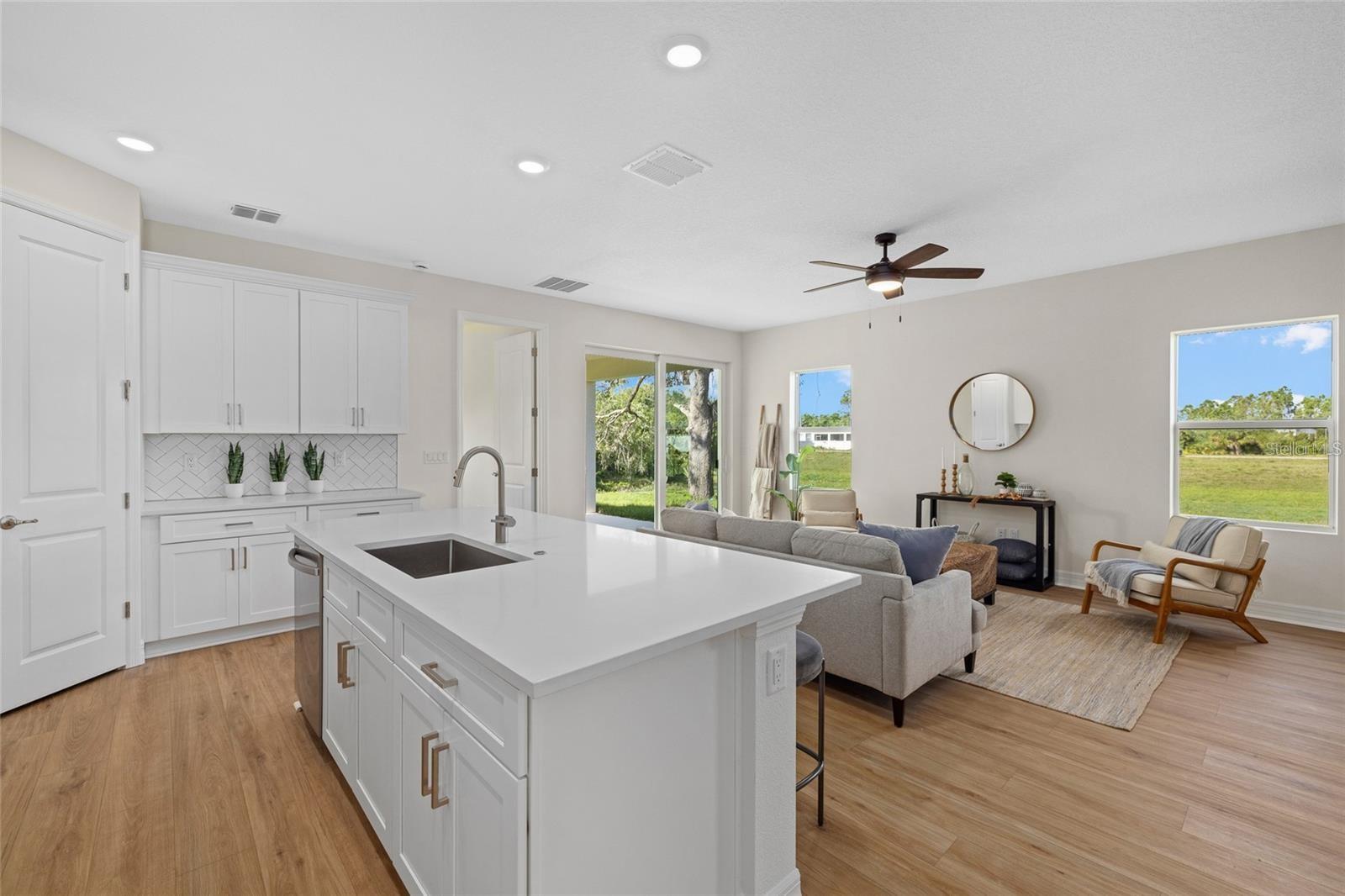 Image 14 of 33 For 4390 Asteria Terrace