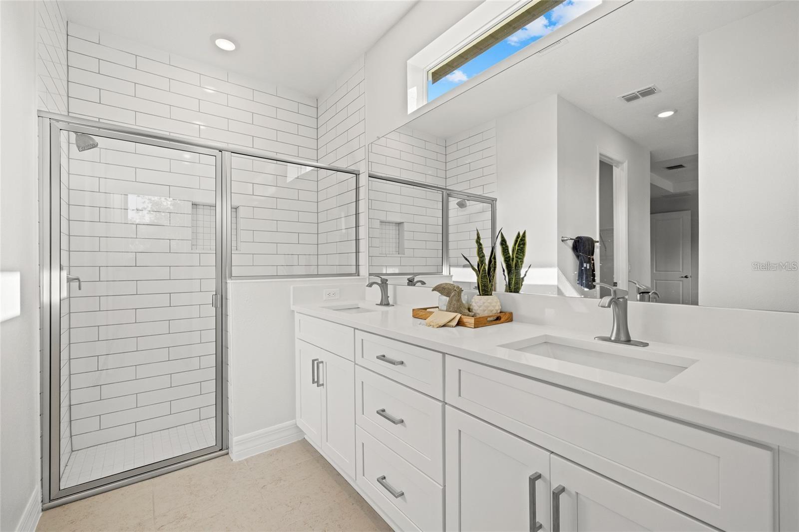 Image 22 of 33 For 4390 Asteria Terrace