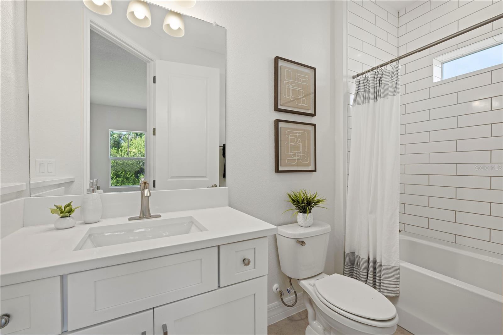 Image 26 of 33 For 4390 Asteria Terrace