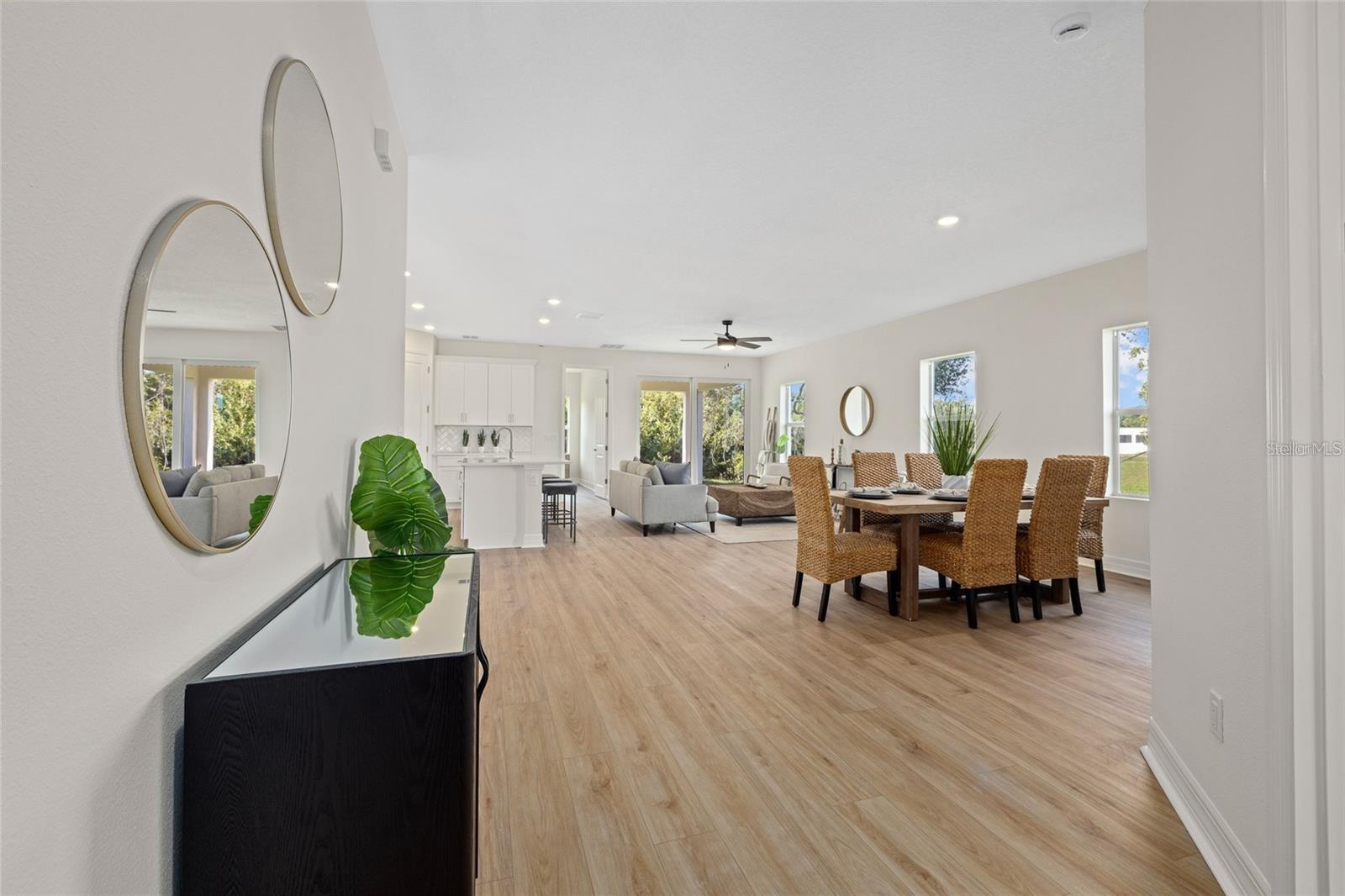 Image 4 of 33 For 4390 Asteria Terrace