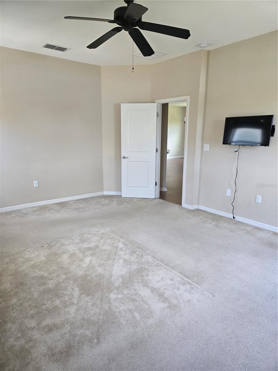 Image 8 of 42 For 10169 Winding River Road