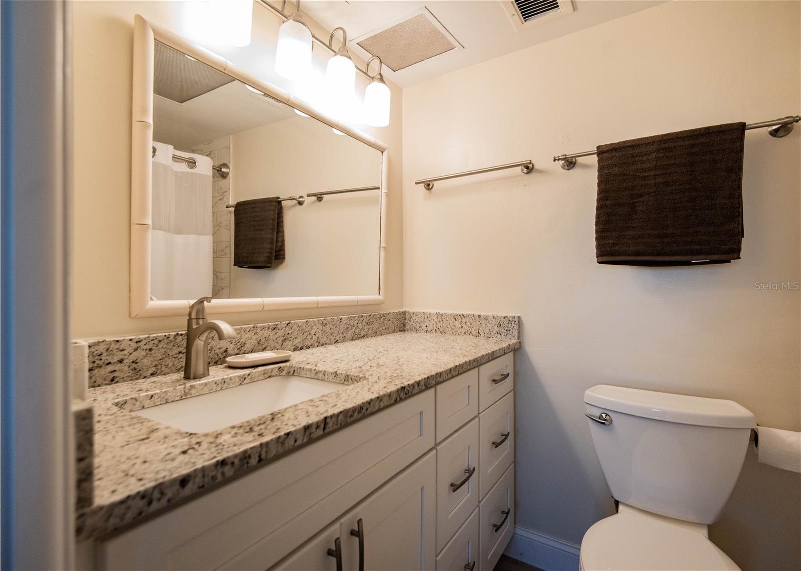 Image 14 of 24 For 1255 Tarpon Center Drive 604