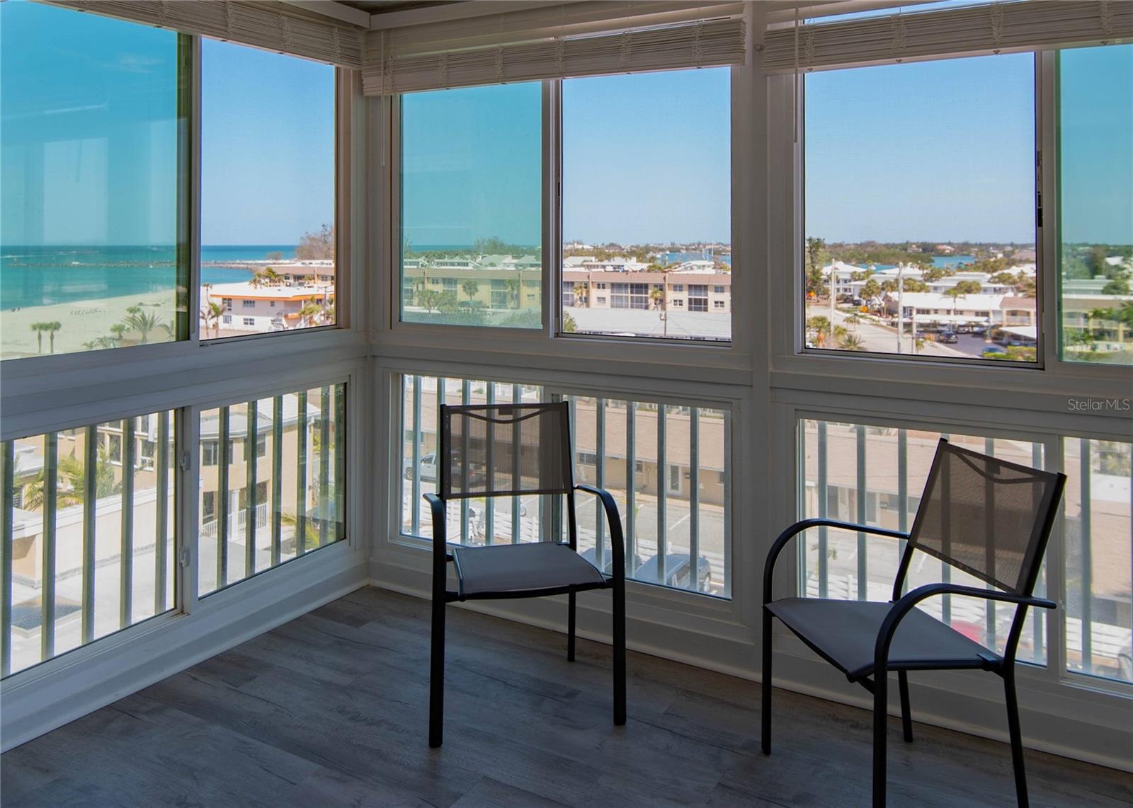 Image 2 of 24 For 1255 Tarpon Center Drive 604