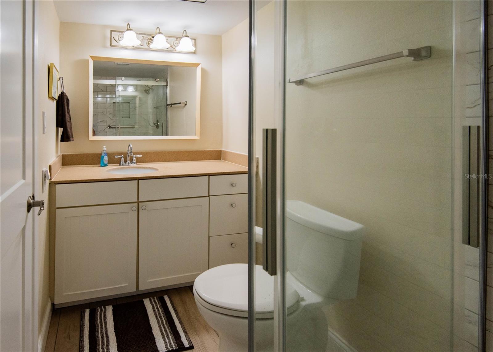 Image 20 of 24 For 1255 Tarpon Center Drive 604