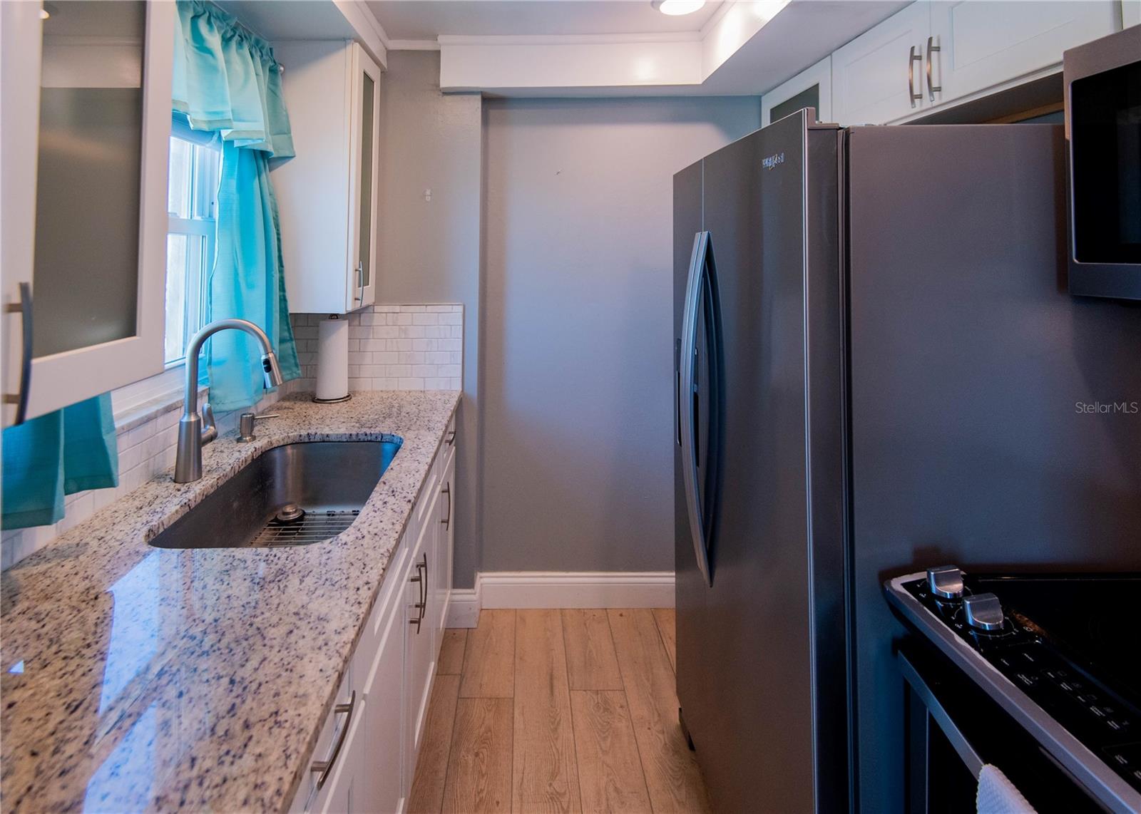 Image 9 of 24 For 1255 Tarpon Center Drive 604