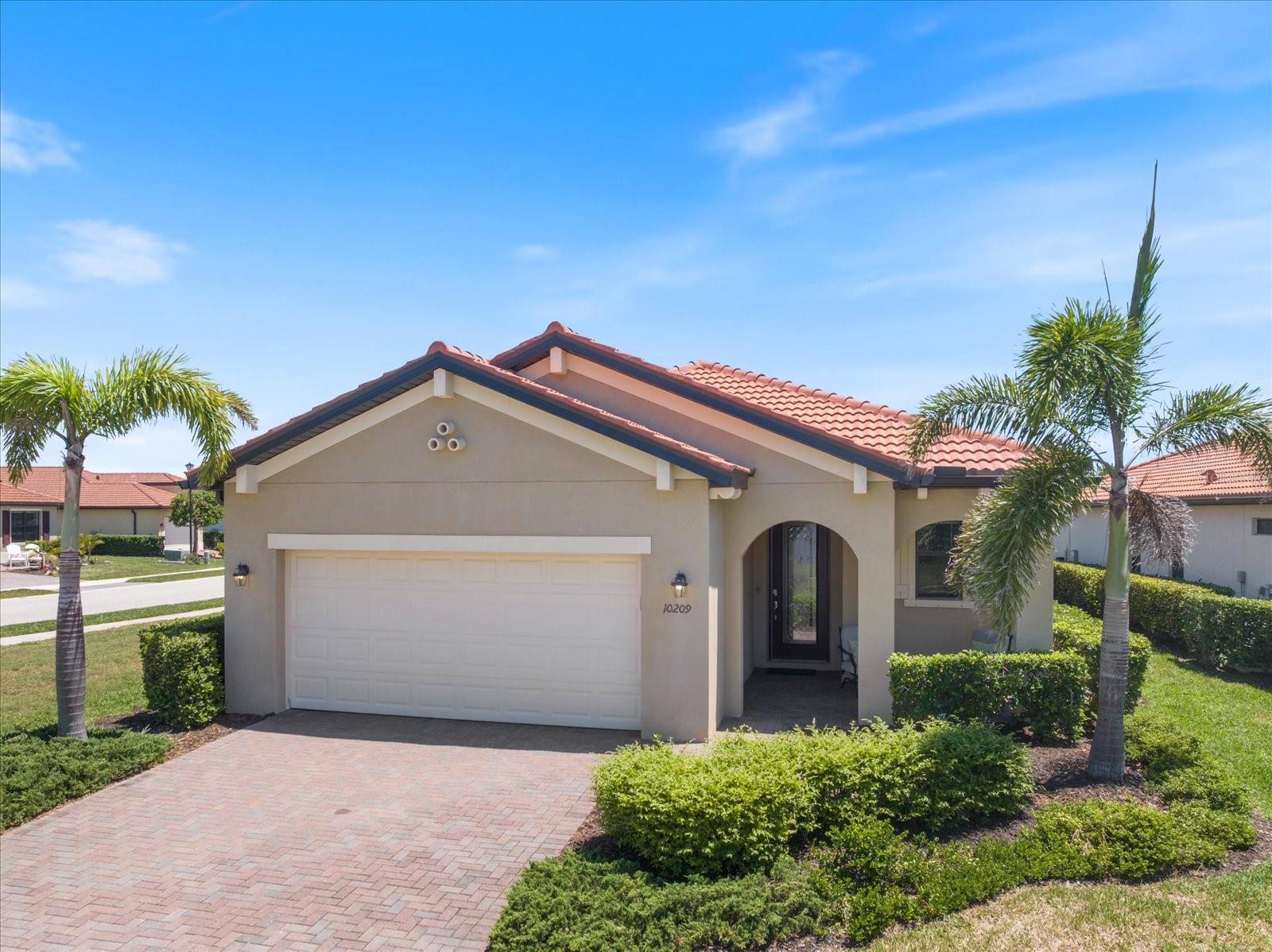 Details for 10209 Fiddlewood Drive, VENICE, FL 34293