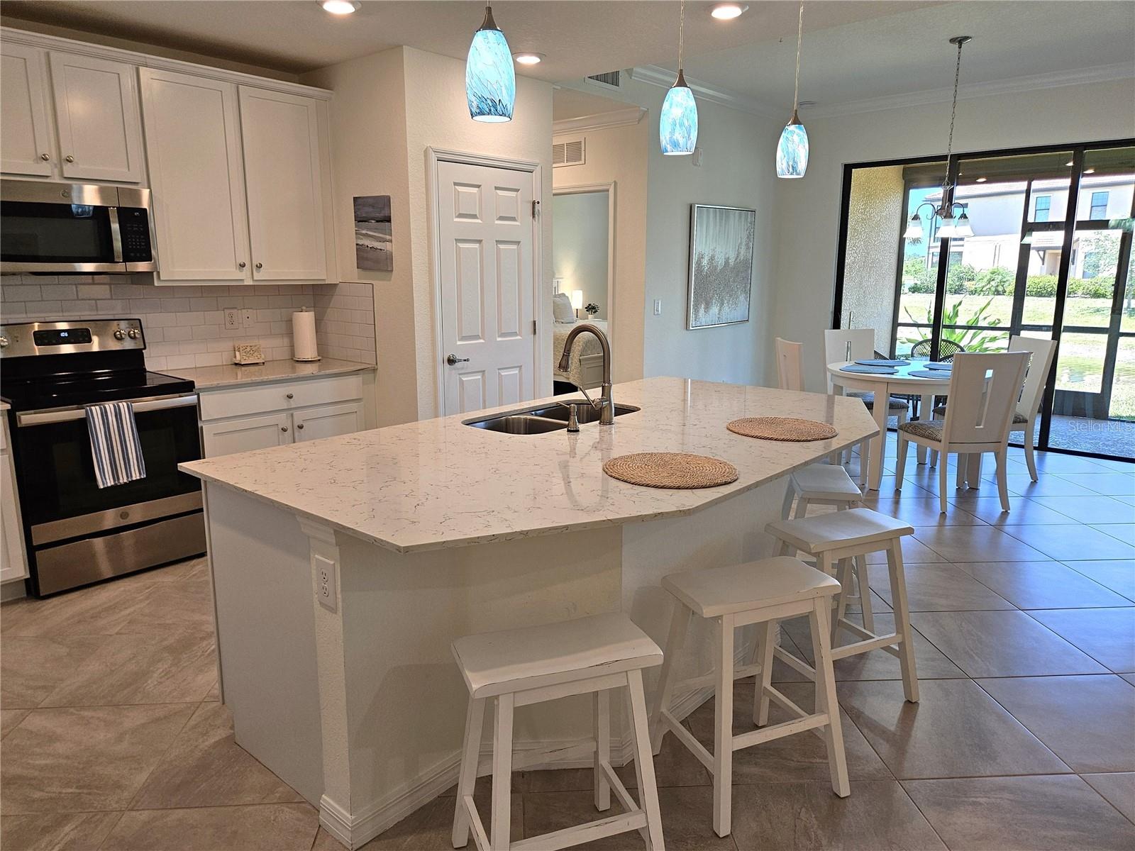 Image 12 of 54 For 10042 Crooked Creek Drive 103