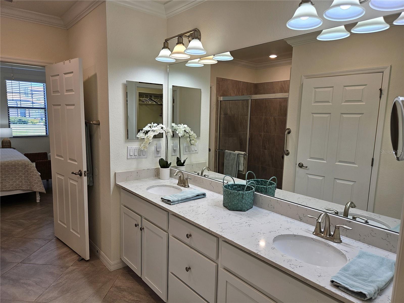 Image 35 of 54 For 10042 Crooked Creek Drive 103